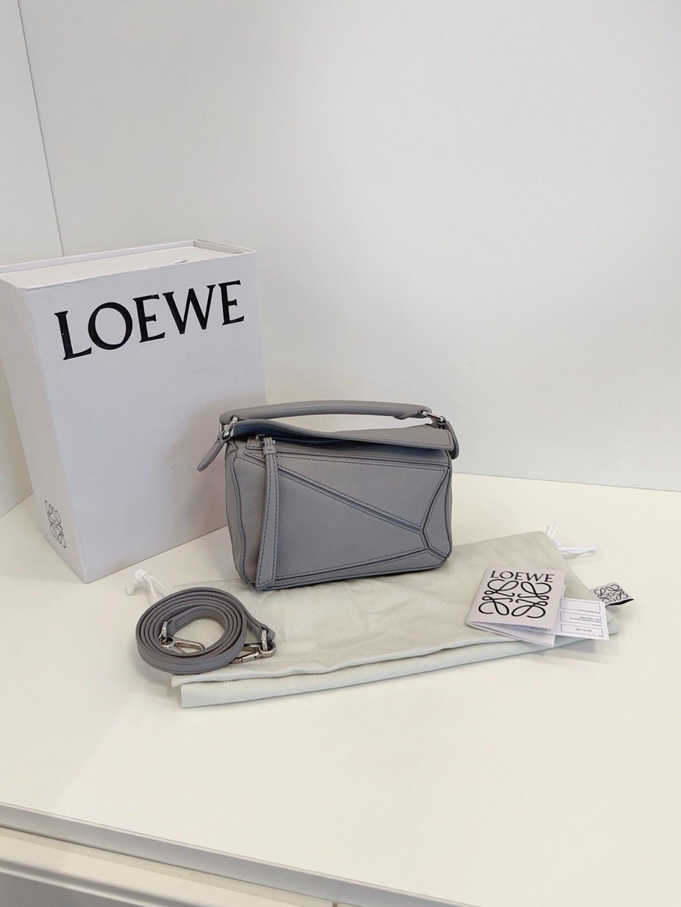 Loewe Pre-loved Bag Very good condition Size ONE SIZE - 1 Thumbnail