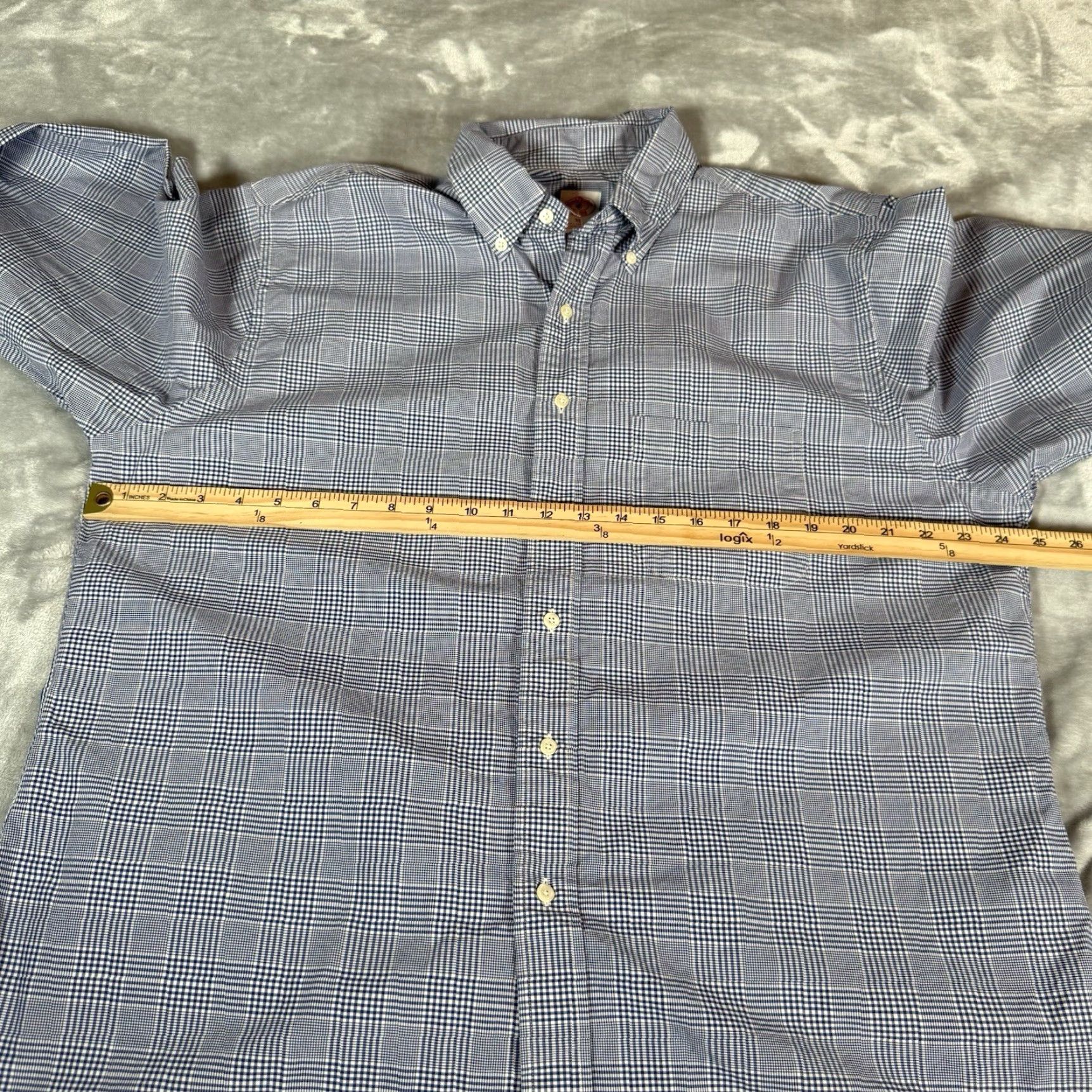 Brooks Brothers VINTAGE Brooks Brothers Madison Plaid Button-Up Shirt Mens XL Blue Checkered Made In USA Size US XL / EU 56 / 4 - 5 Thumbnail