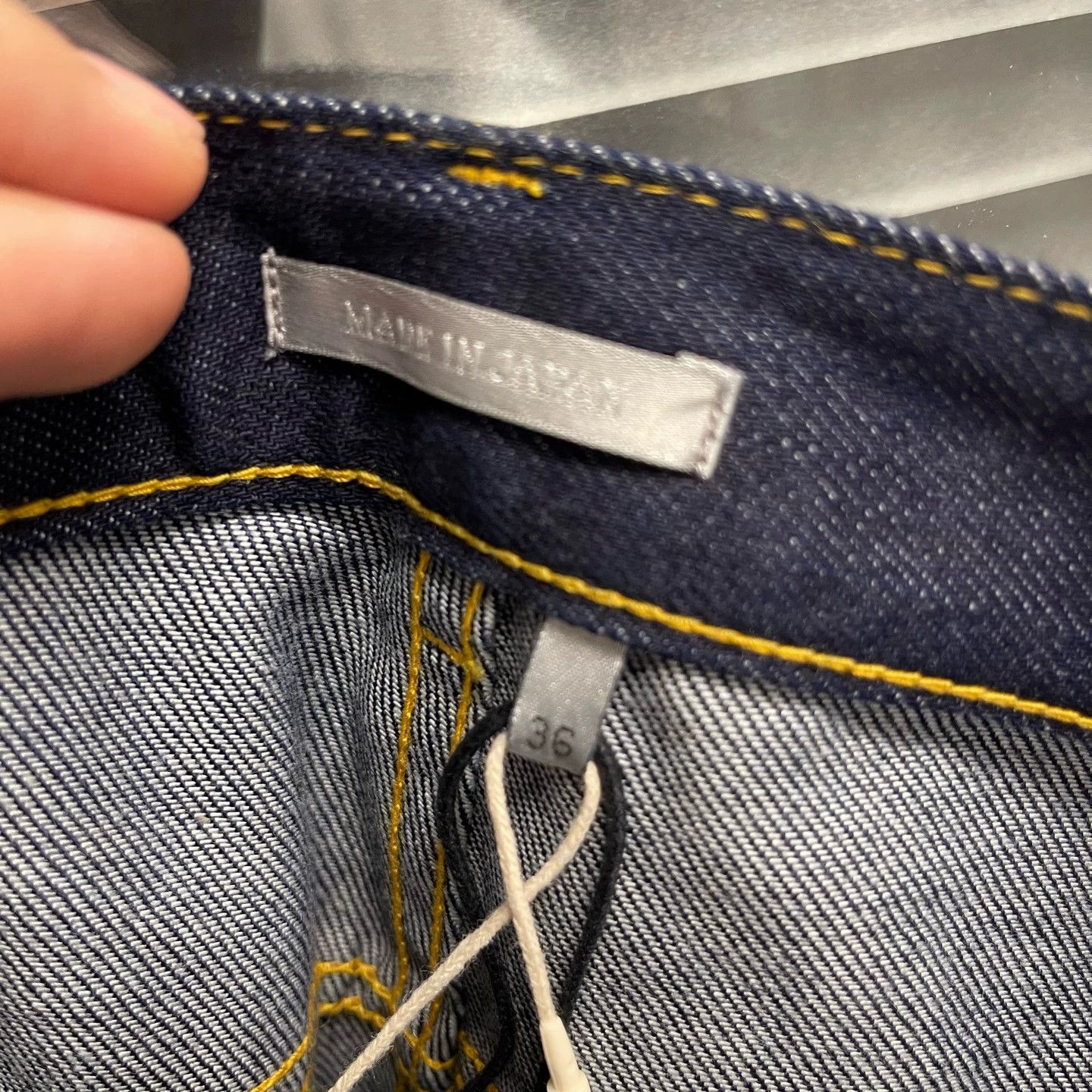 Dior Dior Embroidered Logo Leather Patch Jeans 36 99 New Size US 36 / EU 52 - 5 Thumbnail