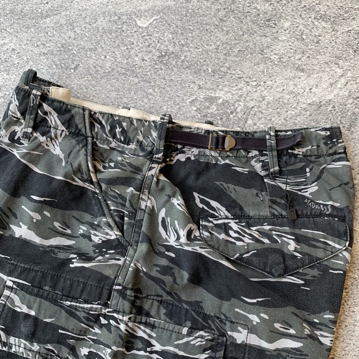 Madness Madness Military Cargo Tiger Stripe Shorts Size US 32 / EU 48 - 11 Thumbnail