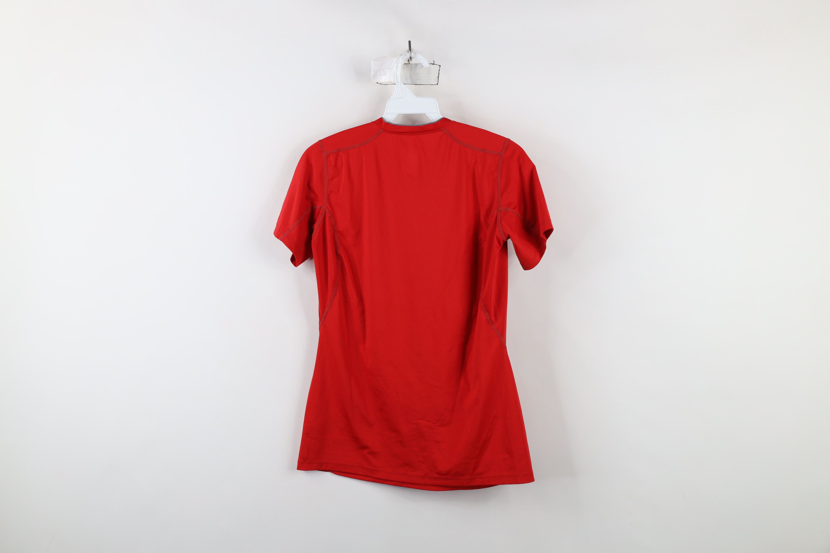 Nike × Vintage Nike Pro Combat Compression Gym Training V-Neck T-Shirt Red Size S / US 4 / IT 40 - 12 Thumbnail
