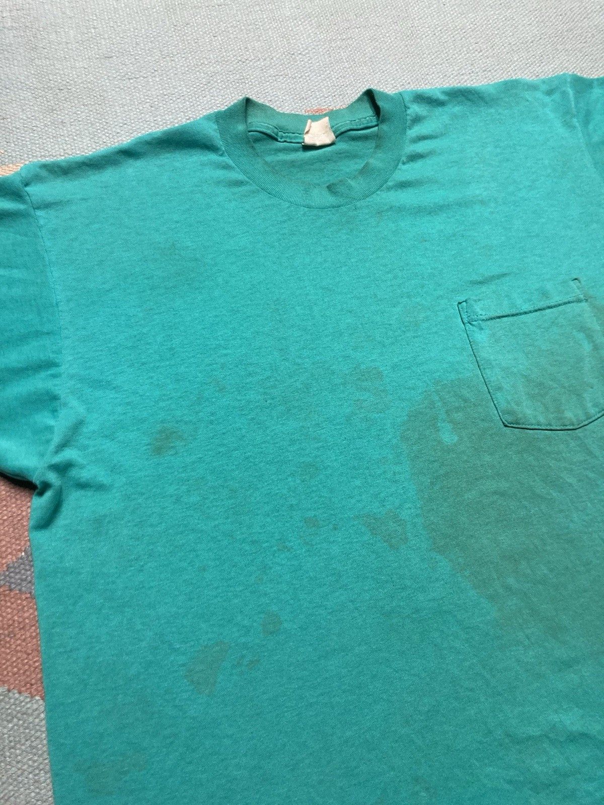 Vintage Vintage 70s pocket t shirt blank teal turquoise grunge XL Size US XL / EU 56 / 4 - 3 Thumbnail