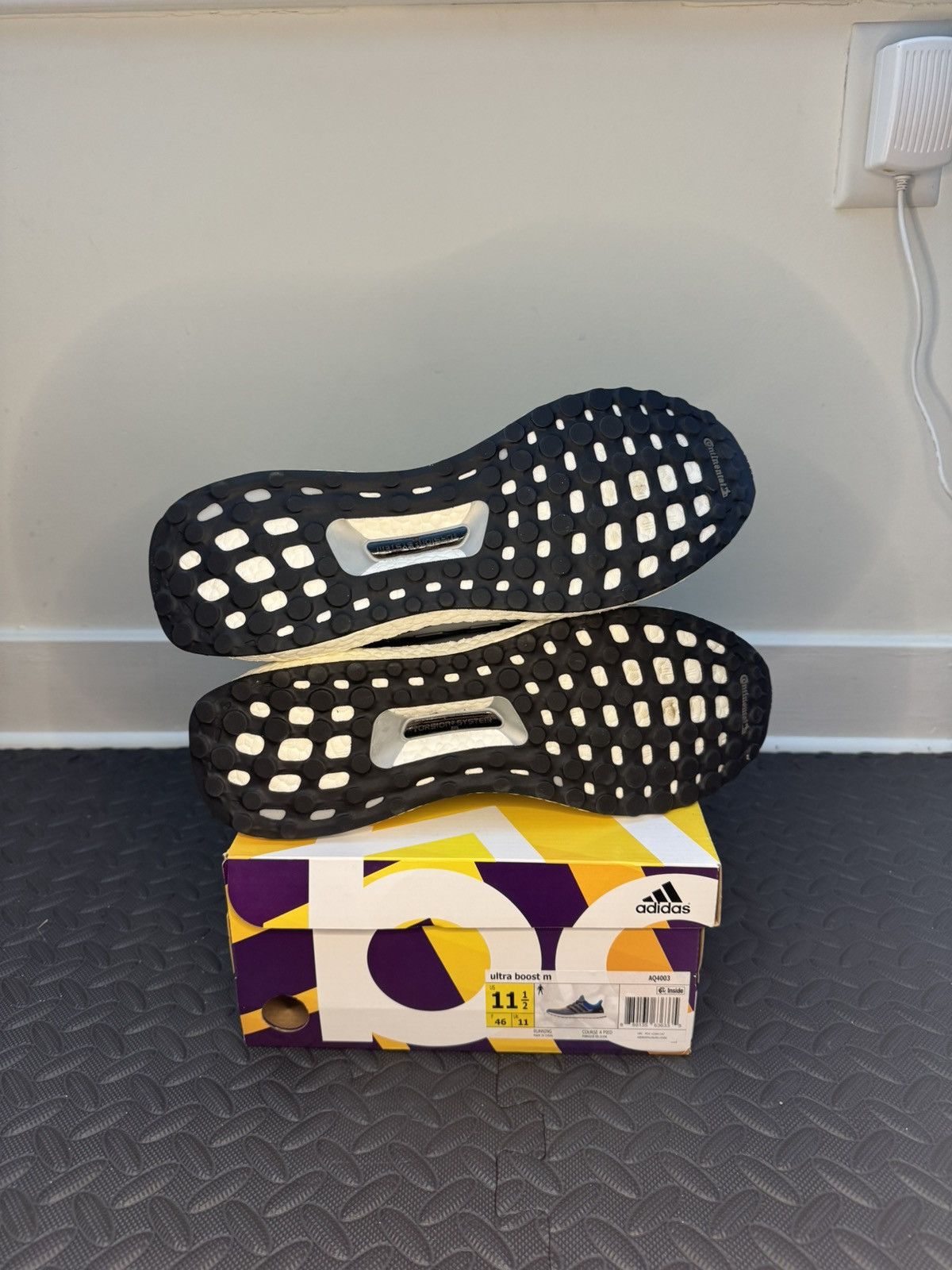 Adidas Adidas UltraBOOST m Size US 11.5 / EU 44-45 - 8 Thumbnail