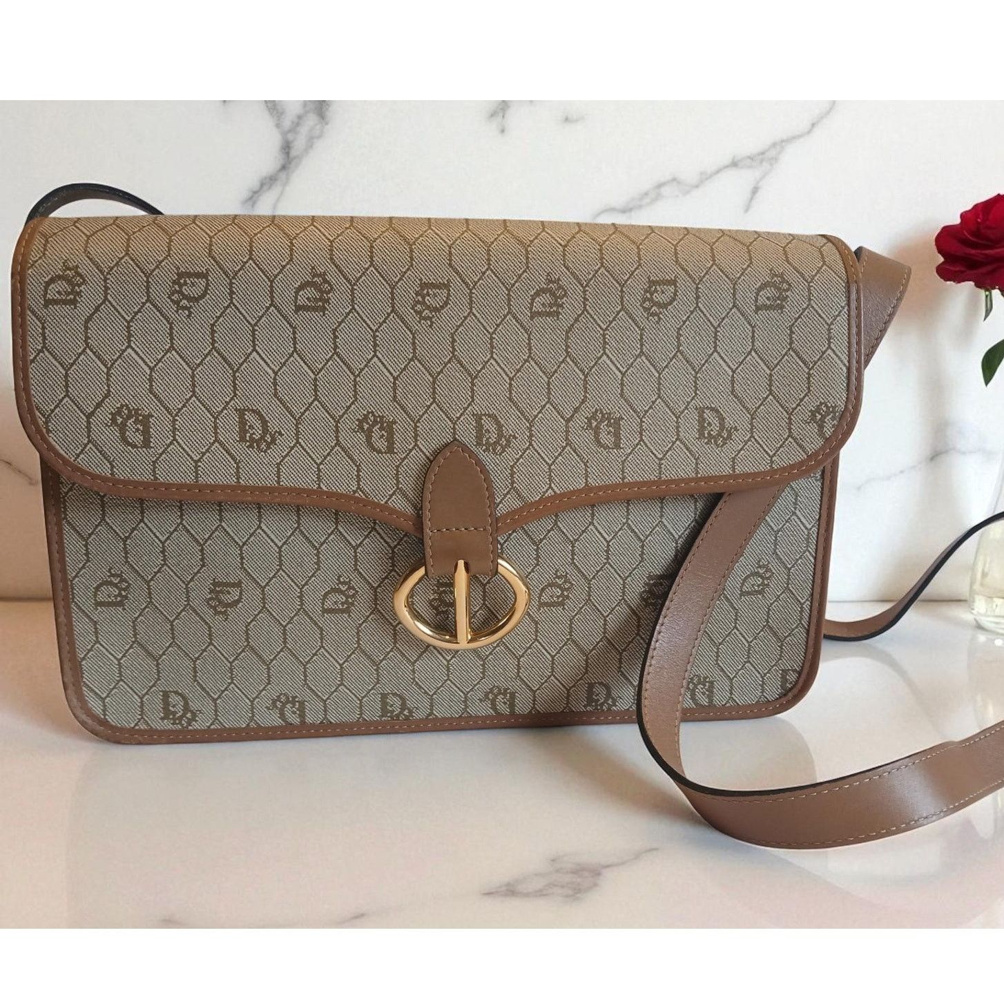 Dior Christian Dior - Beige Honeycomb Crossbody Bag Size ONE SIZE - 1 Thumbnail