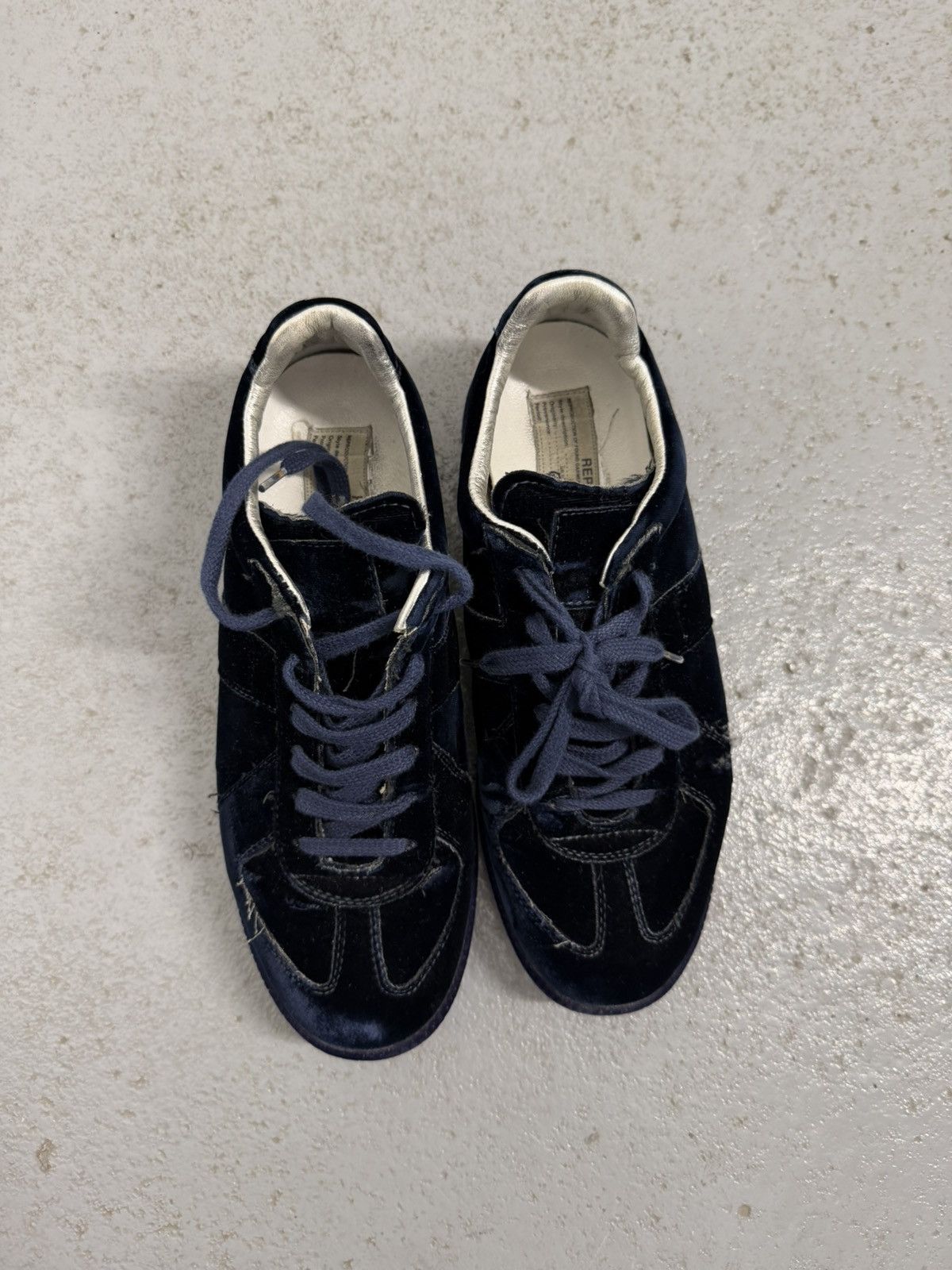 Maison Margiela Maison Margiela Replica VelourSneakers Size US 8.5 / IT 38.5 - 2 Thumbnail