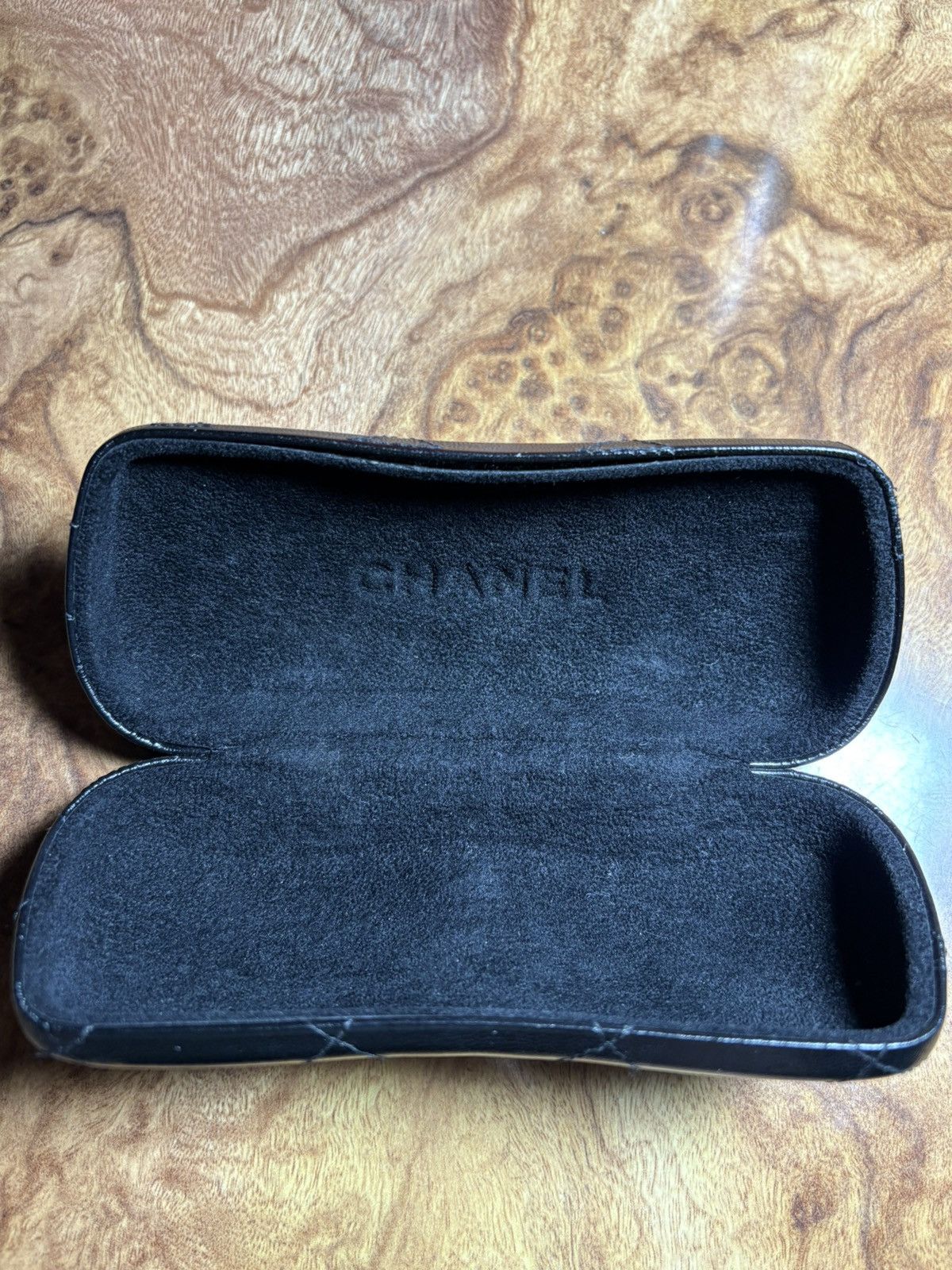 Chanel Chanel Sunglasses Case Size ONE SIZE - 3 Thumbnail