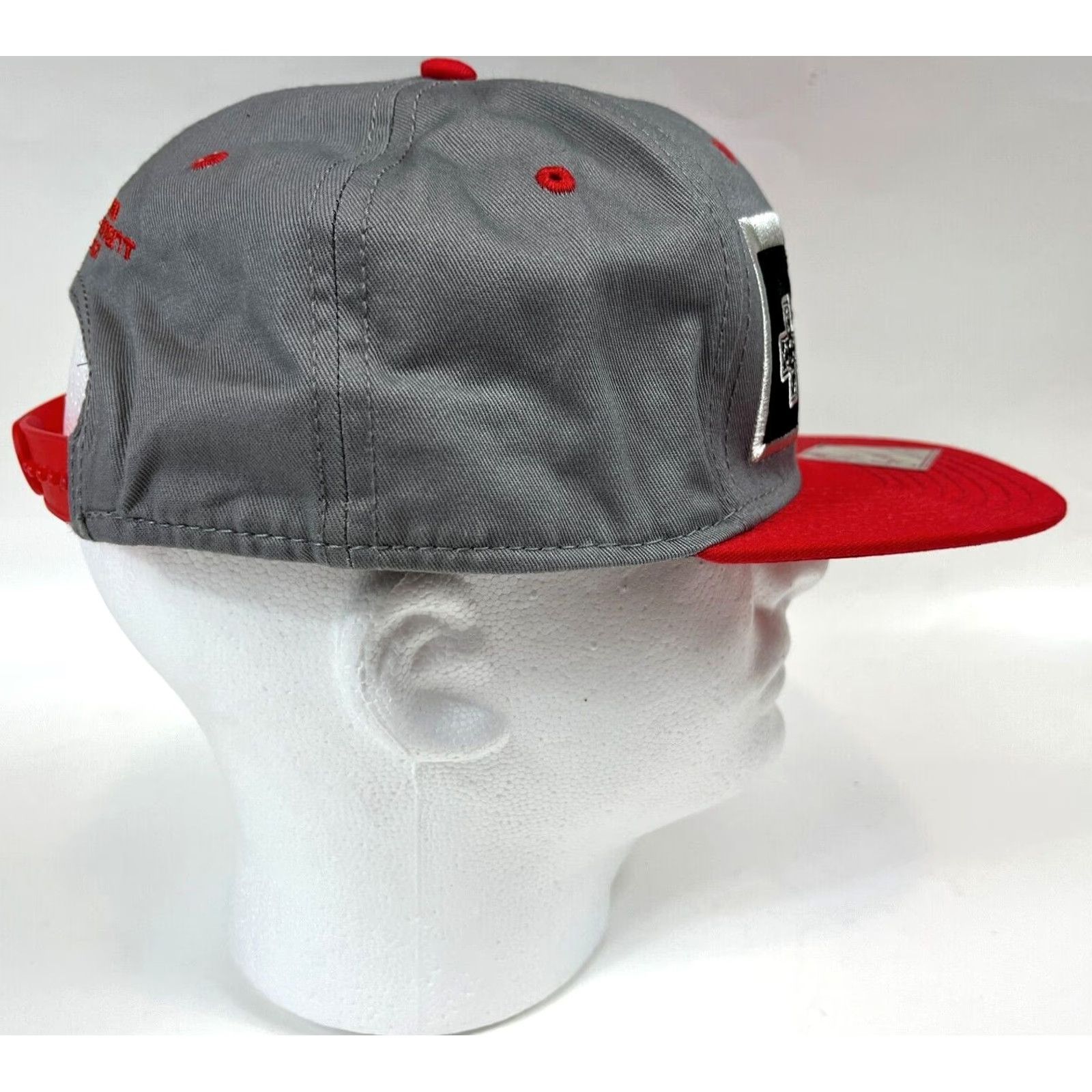 Nintendo Nintendo Entertainment System Snapback Hat Cap Unisex Adults One Size Gray Red Retro Video Games Nike Shirt Size ONE SIZE - 5 Thumbnail