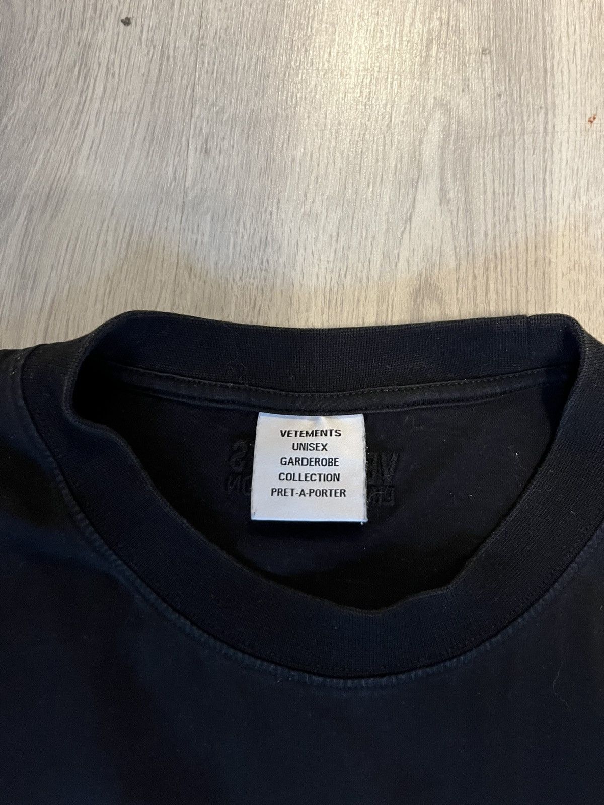 Vetements Vetements Unicorn Tshirt Size US S / EU 44-46 / 1 - 3 Thumbnail