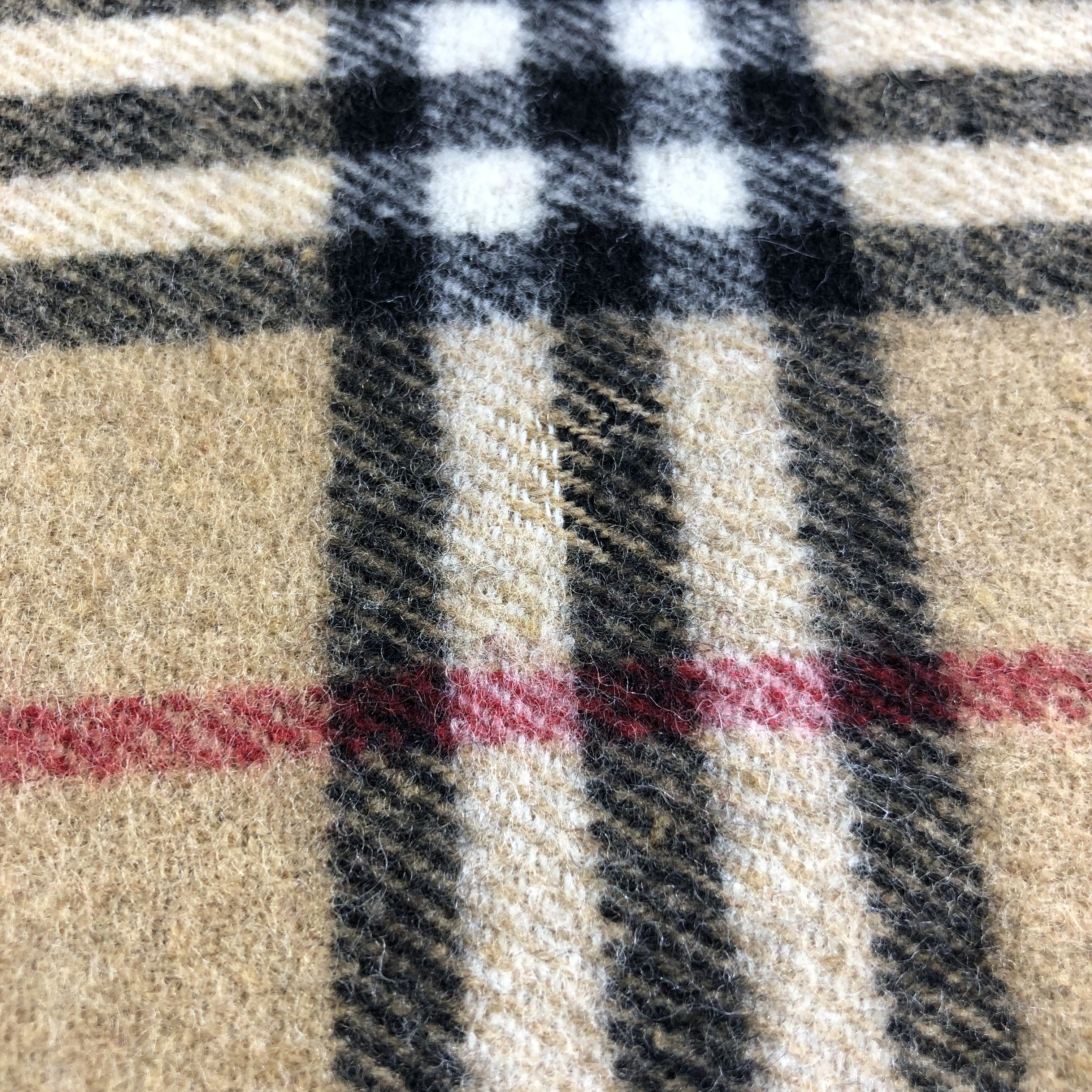 Burberry Burberry Nova Check Tan Wool Scarf Muffler V2637 Size ONE SIZE - 6 Thumbnail