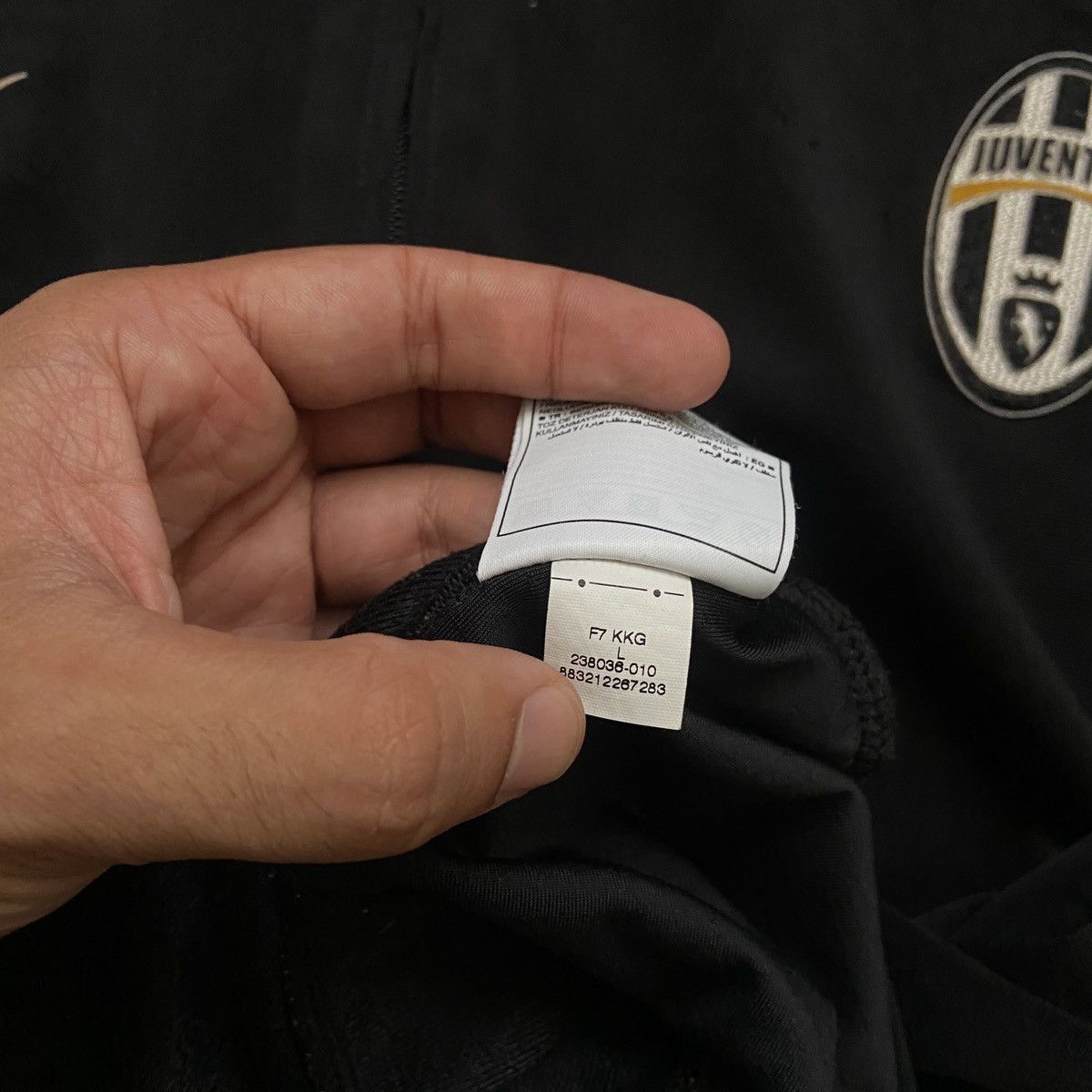 Nike Vintage Nike Juventus FC Full Zip Track Top Size US L / EU 52-54 / 3 - 8 Thumbnail