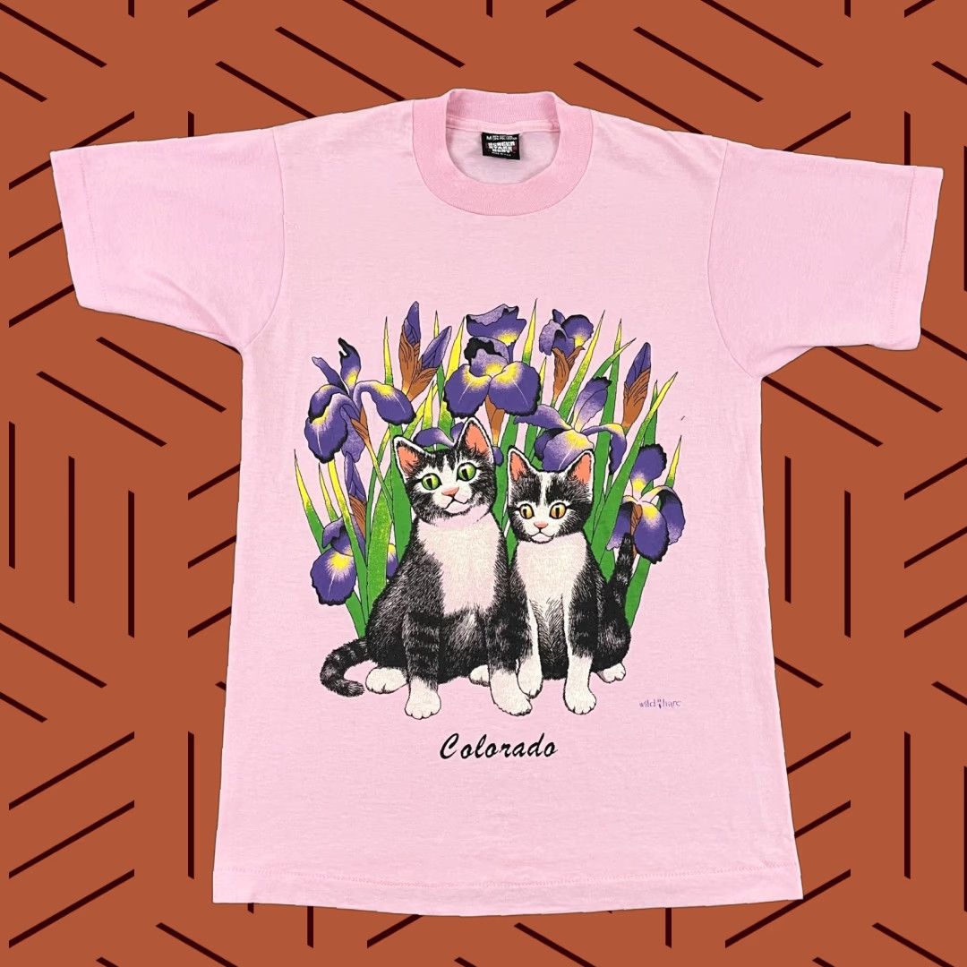 Vintage VTG Shirt Womens Medium Pink Cats in Irises Floral Flowers Graphic T Grannycore Size M / US 6-8 / IT 42-44 - 1 Thumbnail