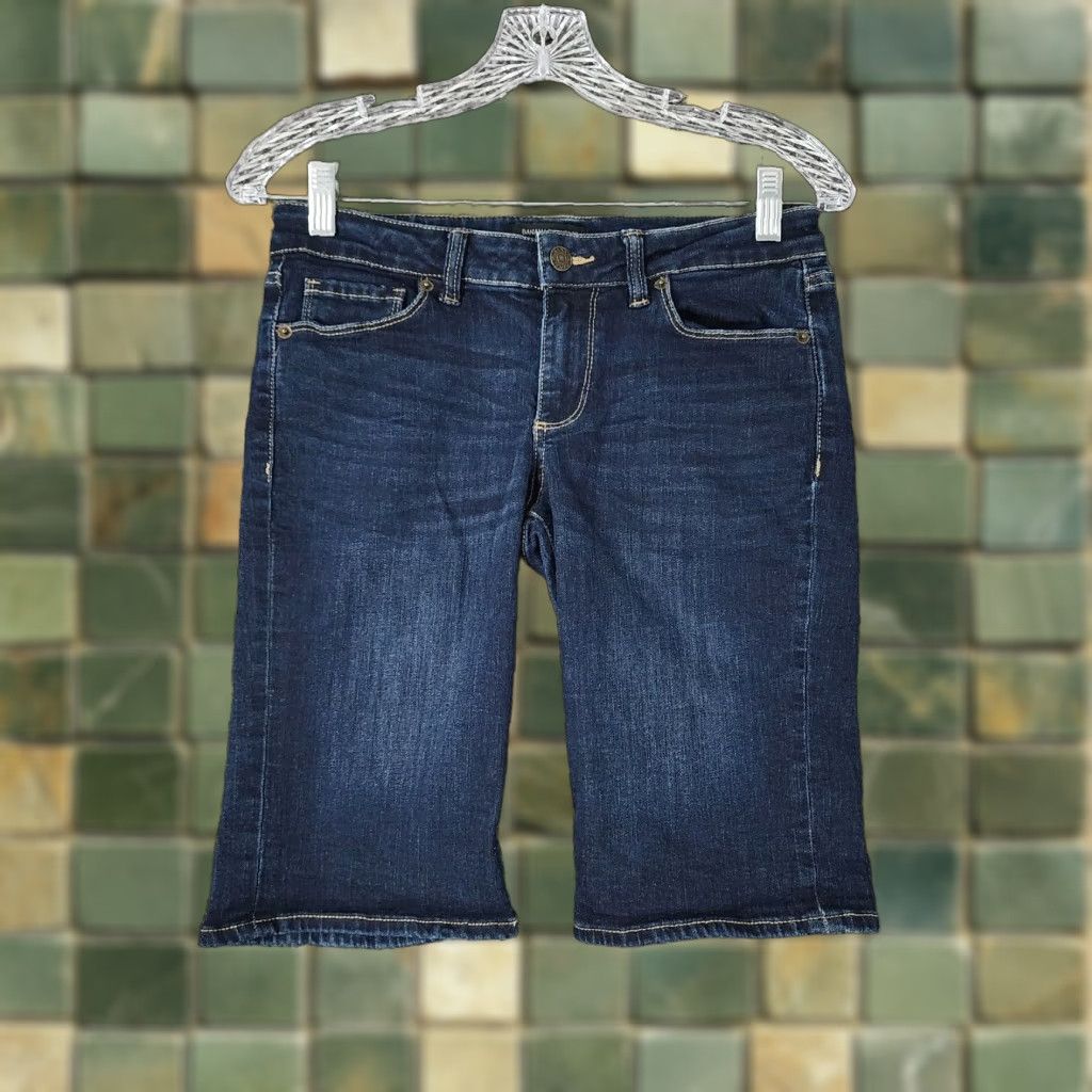 Banana Republic BANANA REPUBLIC Bermuda Jean Shorts - Women - Size 4 - Blue Denim - Casual Beachwear Size 28" / US 6 / IT 42 - 1 Thumbnail
