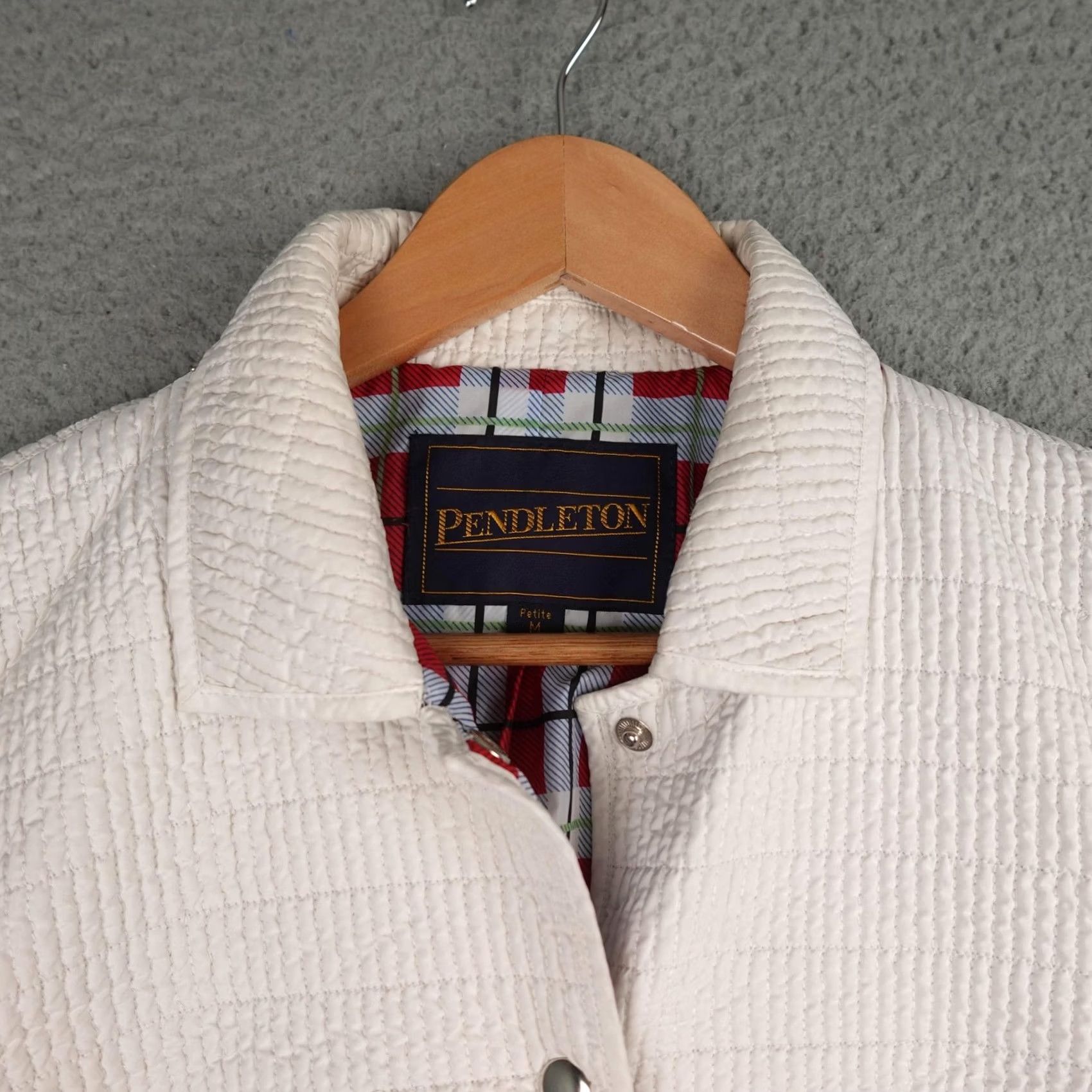 Pendleton Pendleton Womens Petite Medium White Quilted Plaid Lined Snap Jacket Blazer Size M / US 6-8 / IT 42-44 - 5 Thumbnail