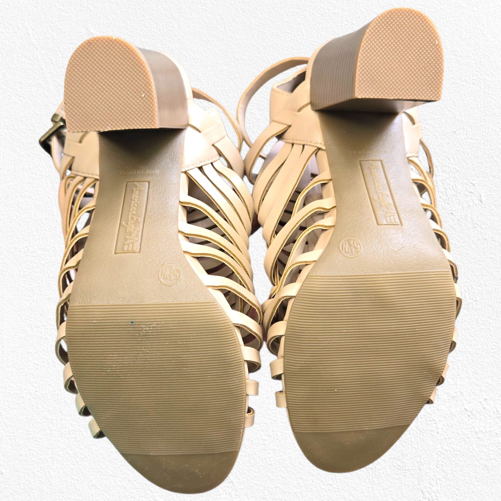 American Eagle Outfitters American Eagle Nude Gladiator Block Heel Sandals Size 5.5W Size US 5.5 / IT 35.5 - 6 Thumbnail