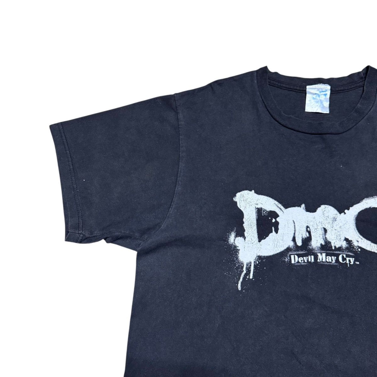 Vintage Vintage Y2K DMC Devil May Cry Shirt Size US M / EU 48-50 / 2 - 3 Thumbnail