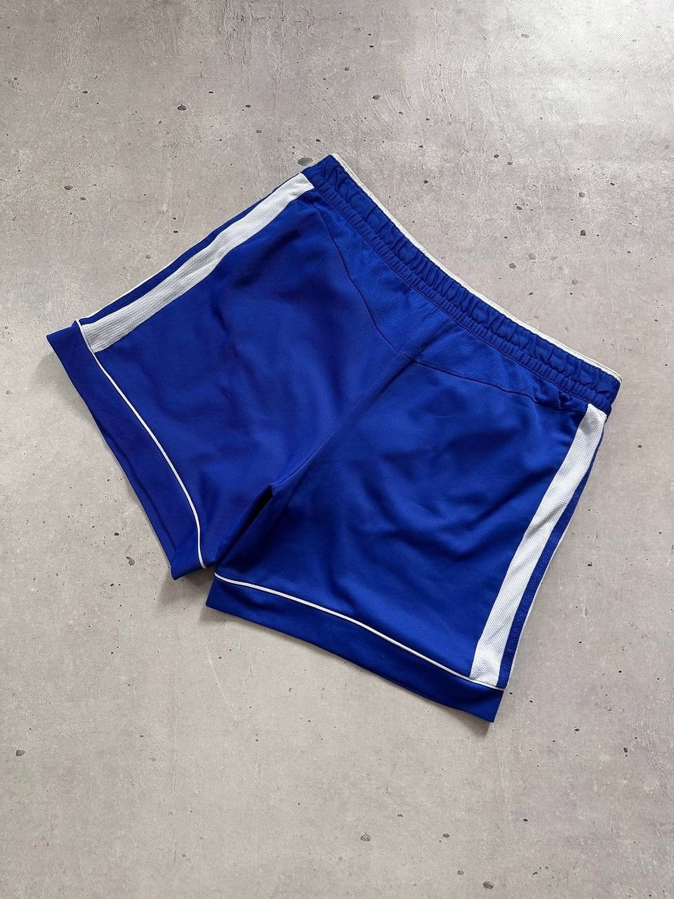 Adidas Vintage Adidas Football Soccer Kit Jersey Shorts Isofen #10 Size US L / EU 52-54 / 3 - 18 Thumbnail