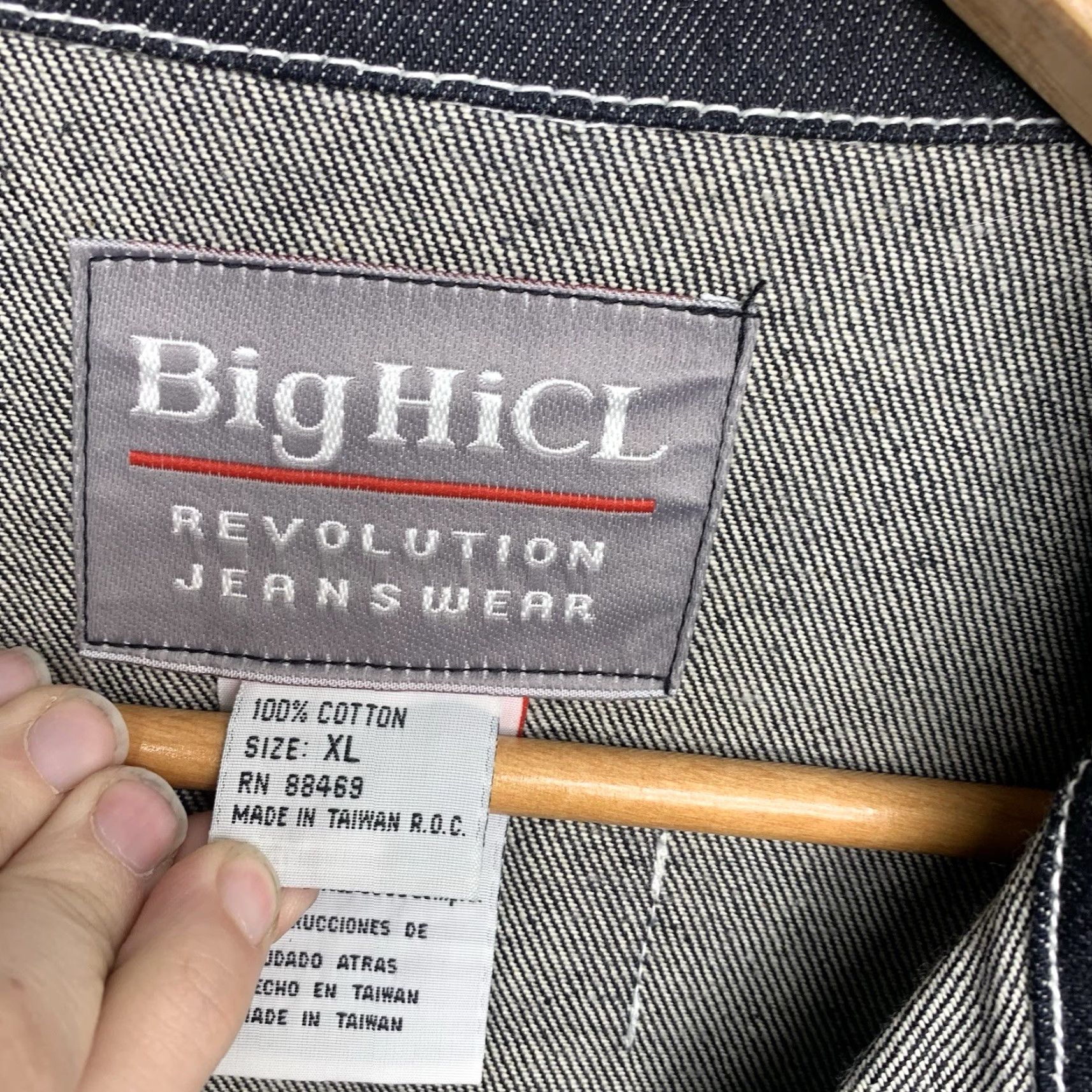 Vintage Big HiCL Revolution Jeanswear Jacket Mens XL Black Dark Wash Denim Button Front NWT Size US 36 / EU 52 - 4 Thumbnail