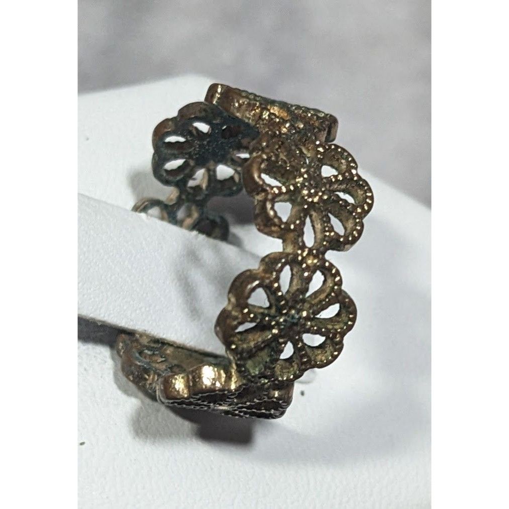 Other Fairycore Floral Gold Tone Filigree Ring Size 7 Size ONE SIZE - 2 Thumbnail