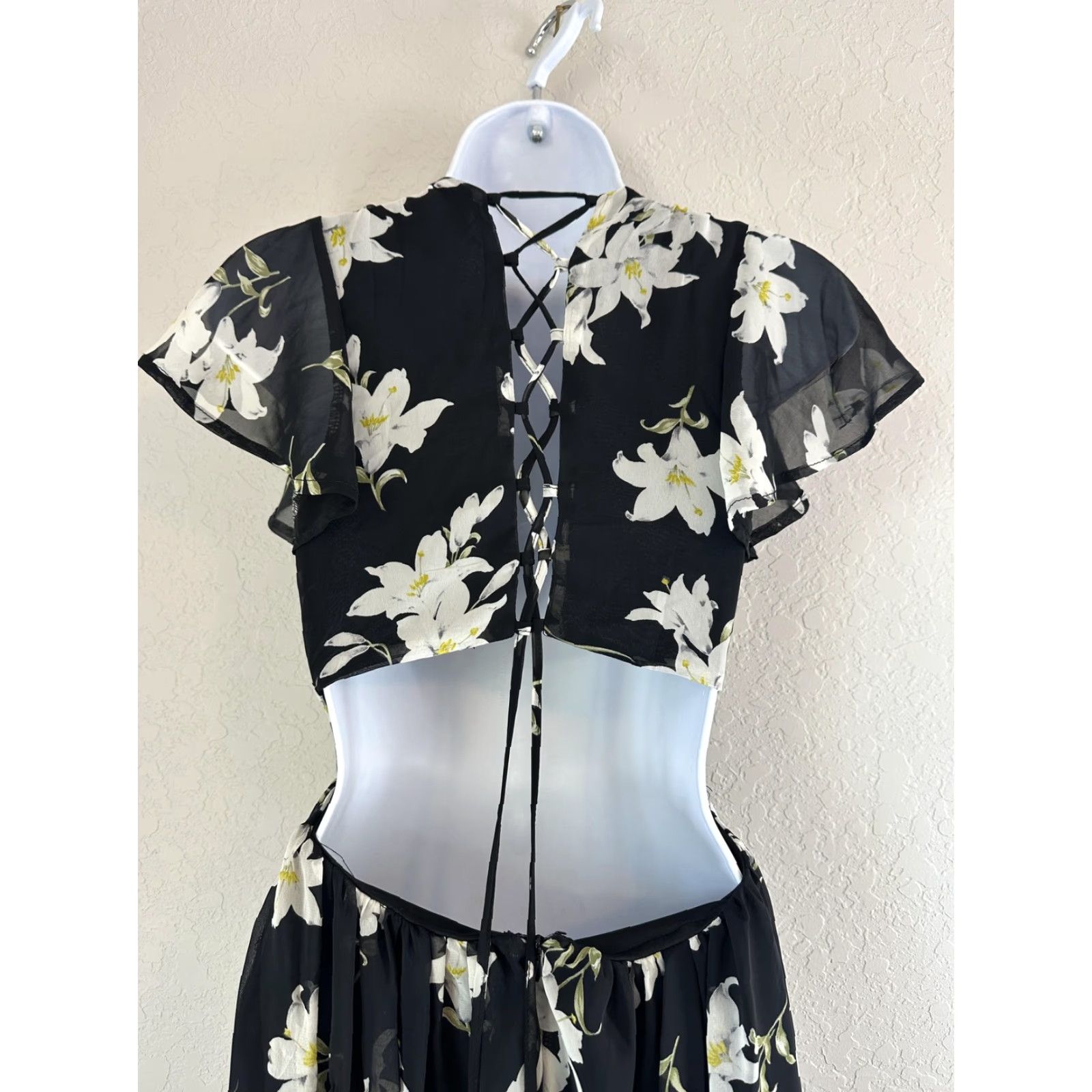 Lulus Lulus Dress Womens Small Black Floral Fit & Flare Lace Up Back Chiffon Sundress Size S / US 4 / IT 40 - 7 Thumbnail
