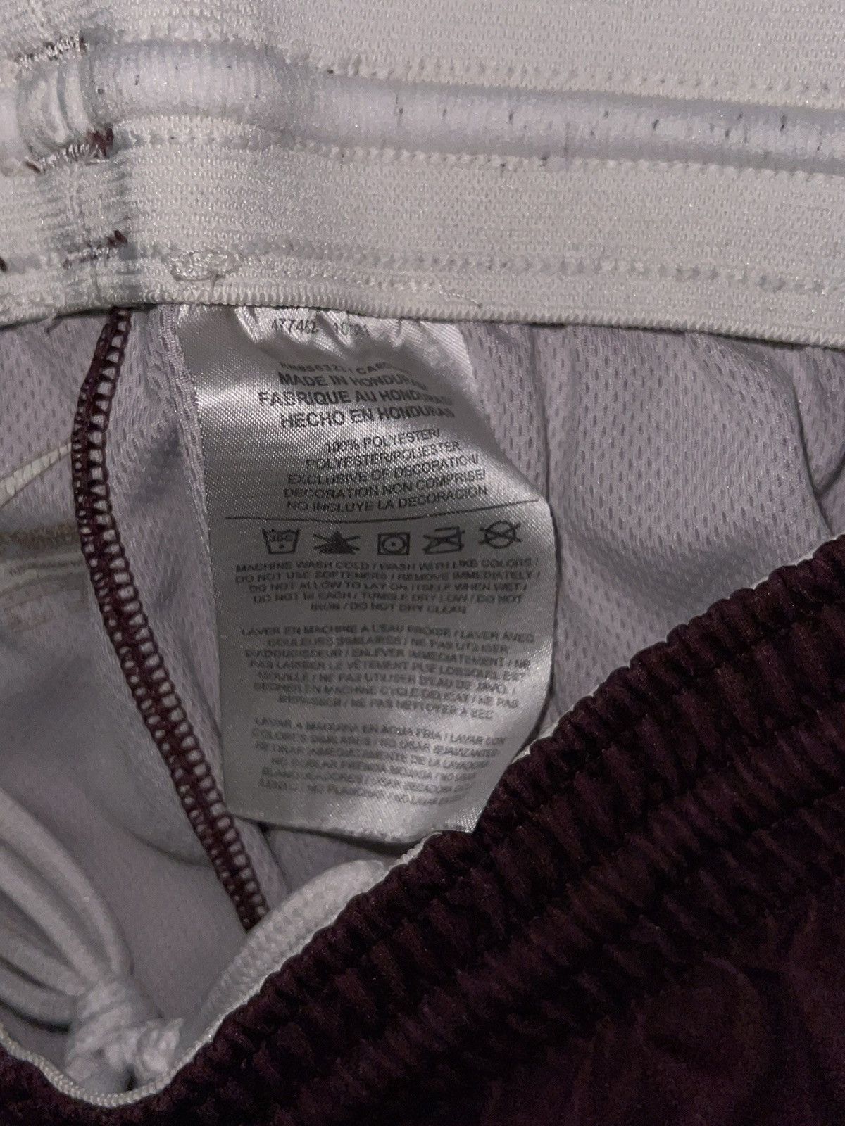 Nike Team Issued Nike Elite Shorts (Loyola Chicago) Size US 36 / EU 52 - 5 Thumbnail