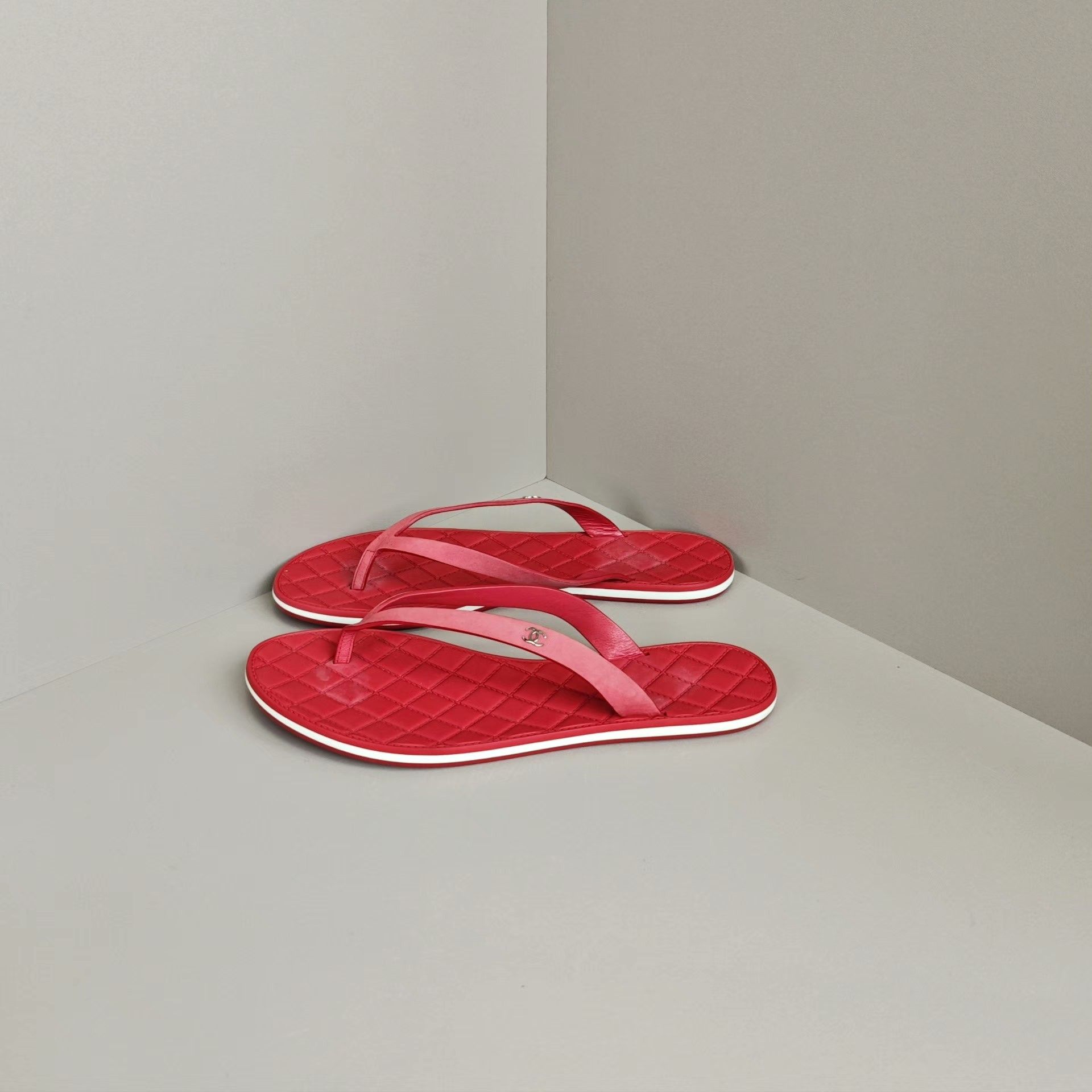 Chanel Chanel Plaid Sandals us_7 Women Size US 7 / IT 37 - 1 Thumbnail