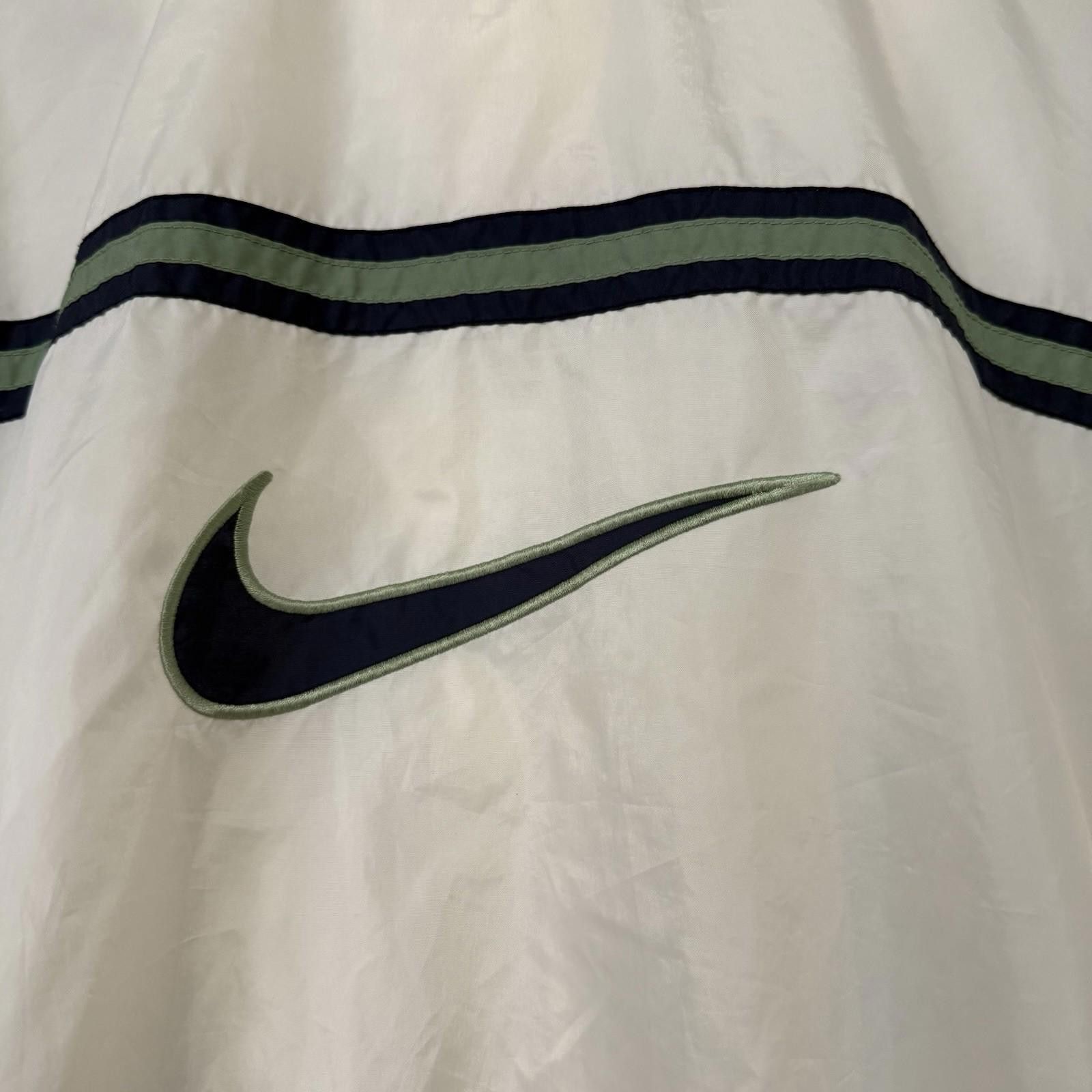 Nike Vintage Nike Windbreaker Jacket Full Zip XL Men’s Size US XL / EU 56 / 4 - 9 Thumbnail