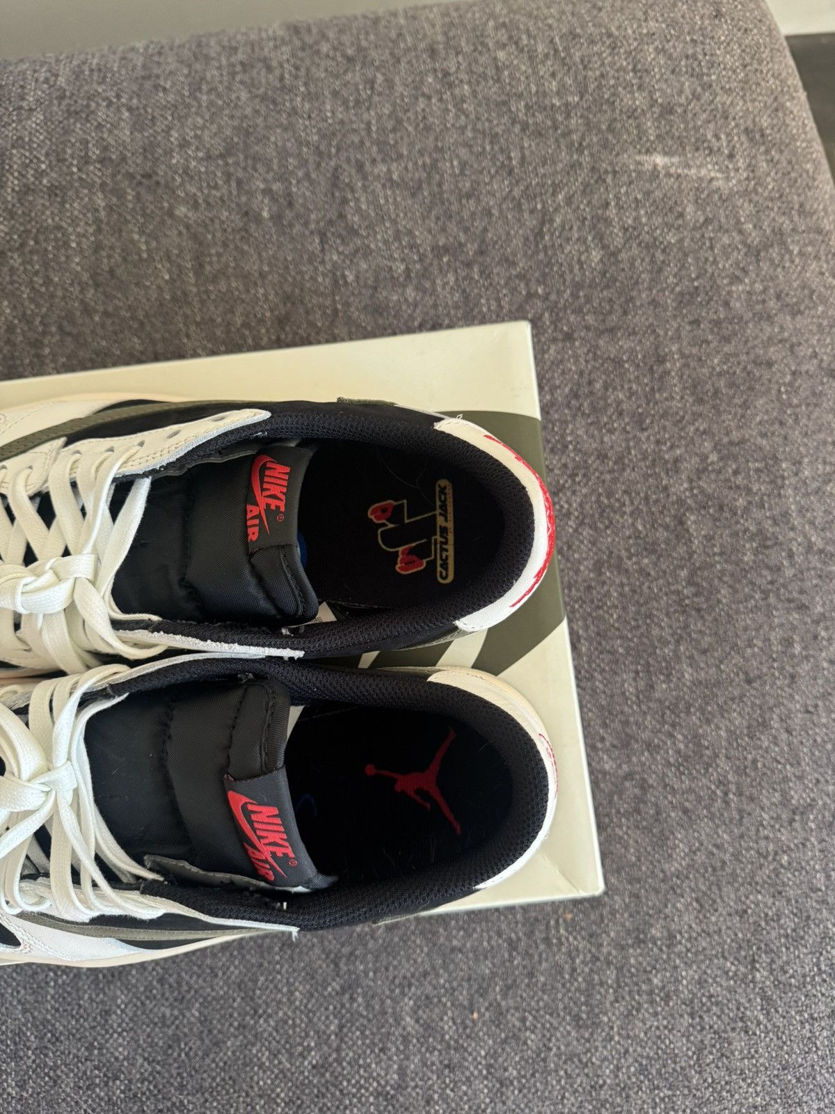 Jordan Brand × Nike × Travis Scott WMNS AIR JORDAN 1 LOW OG SP Size US 9.5 / EU 42-43 - 9 Thumbnail