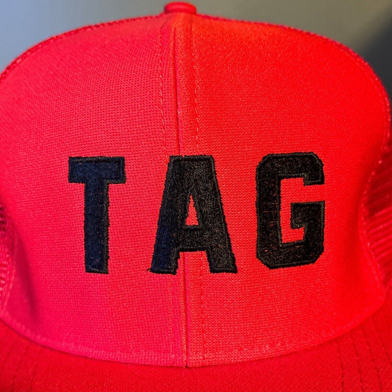 Designer Vintage TAG Sample Red Mesh Trucker Snapback Hat Size ONE SIZE - 2 Thumbnail