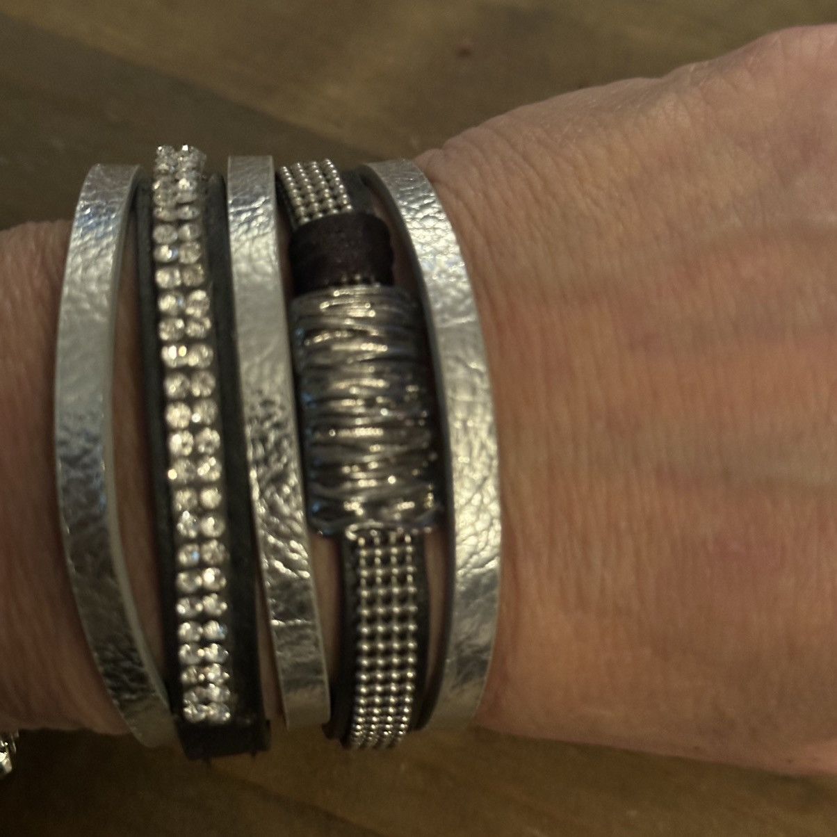 Other Multi strand embellished leather bracelet Size ONE SIZE - 3 Thumbnail