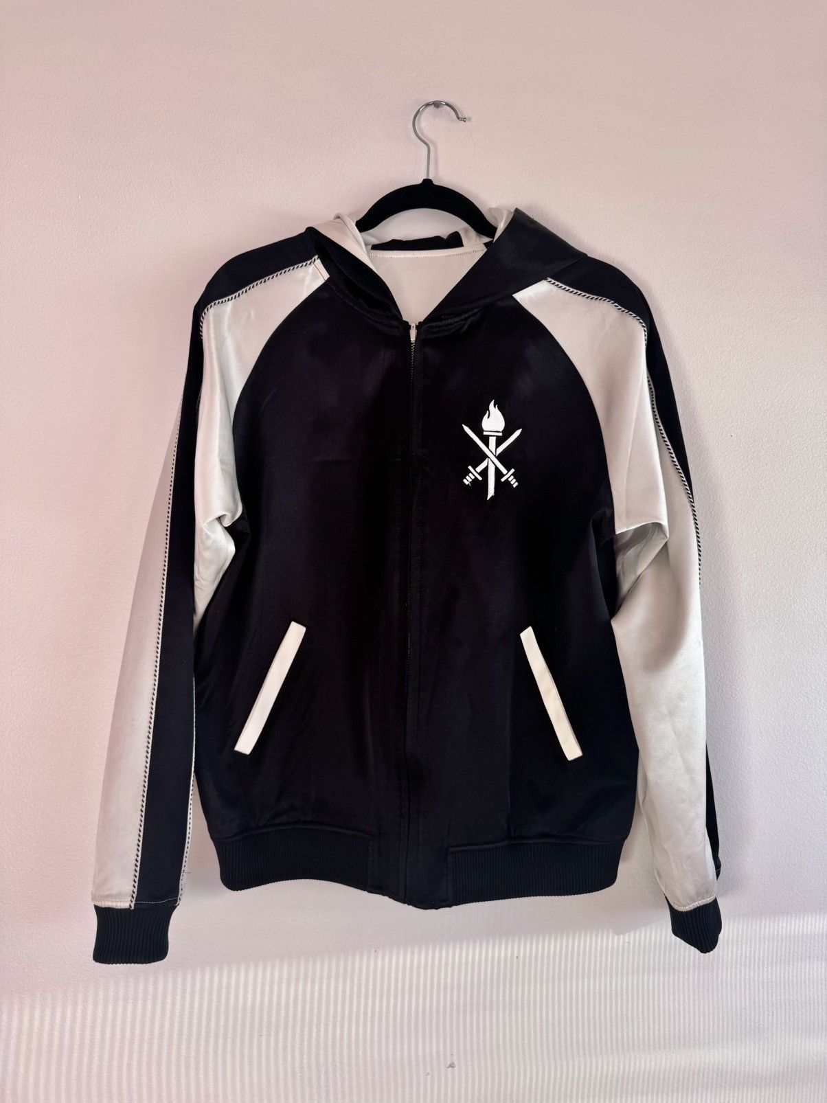 Opening Ceremony Opening Ceremony double side Black and White Jacket Size L / US 10 / IT 46 - 1 Thumbnail