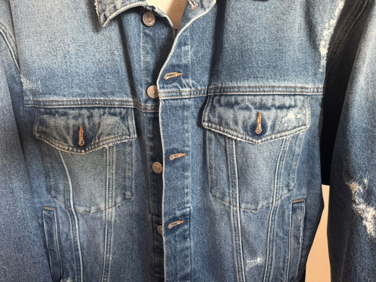 MM6 MM6 MEN DISTRESSED DENIM JACKET Size US M / EU 48-50 / 2 - 5 Thumbnail