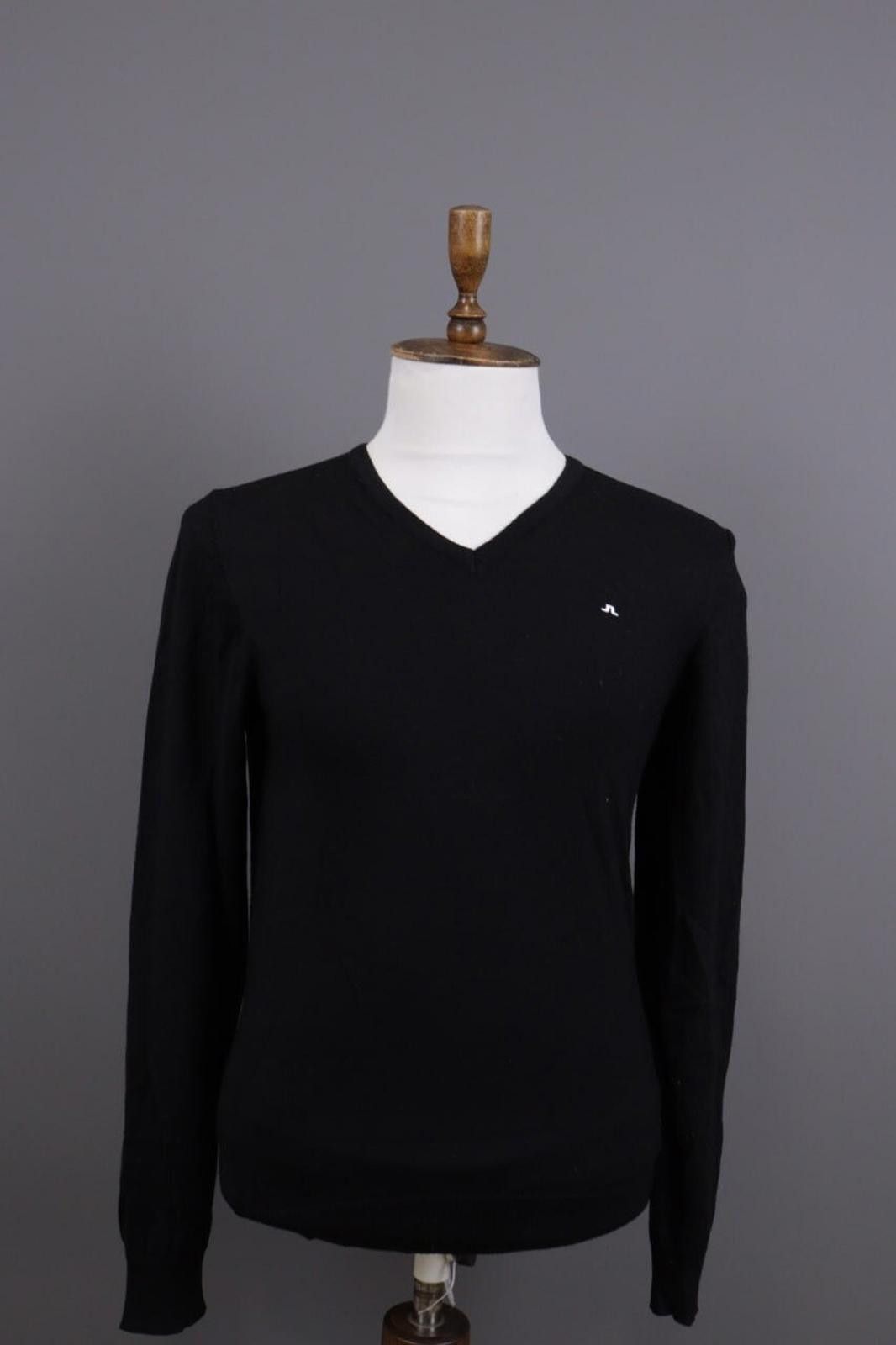 J.Lindeberg J.Lindeberg Black Merino Wool Knit Sweater Size 4 / M Size US M / EU 48-50 / 2 - 1 Thumbnail