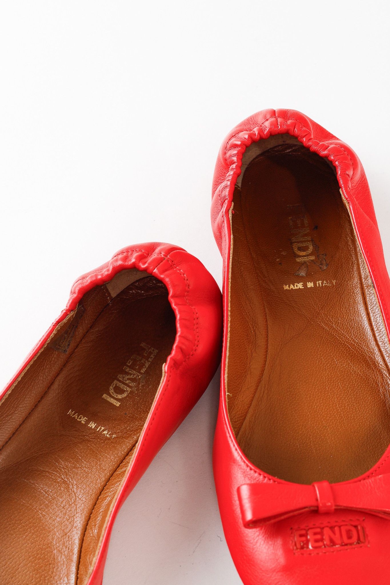Fendi Fendi Coral Red Leather Bow Scrunch Ballet Flats Size US 7.5 / IT 37.5 - 10 Thumbnail
