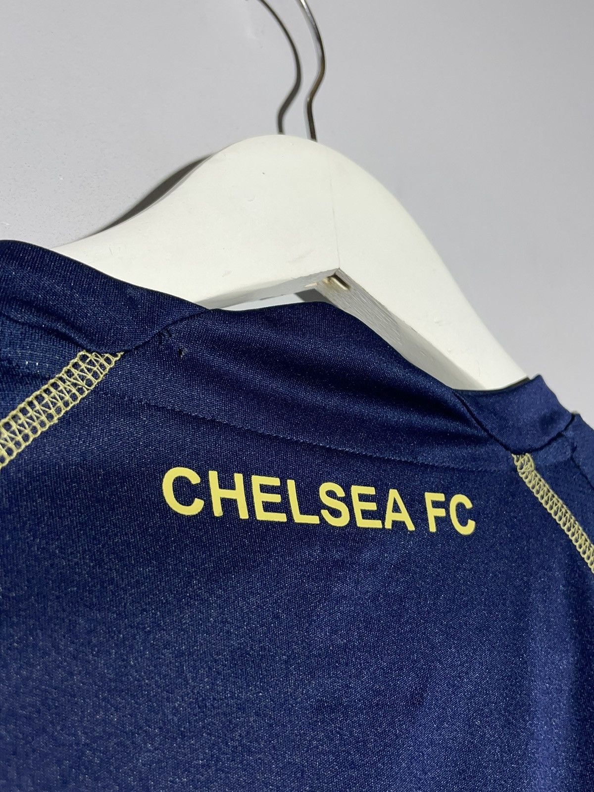 Adidas × Chelsea Soccer Chelsea FC Adidas 2010/11 Training Y2k Football Shirt Size US M / EU 48-50 / 2 - 11 Thumbnail