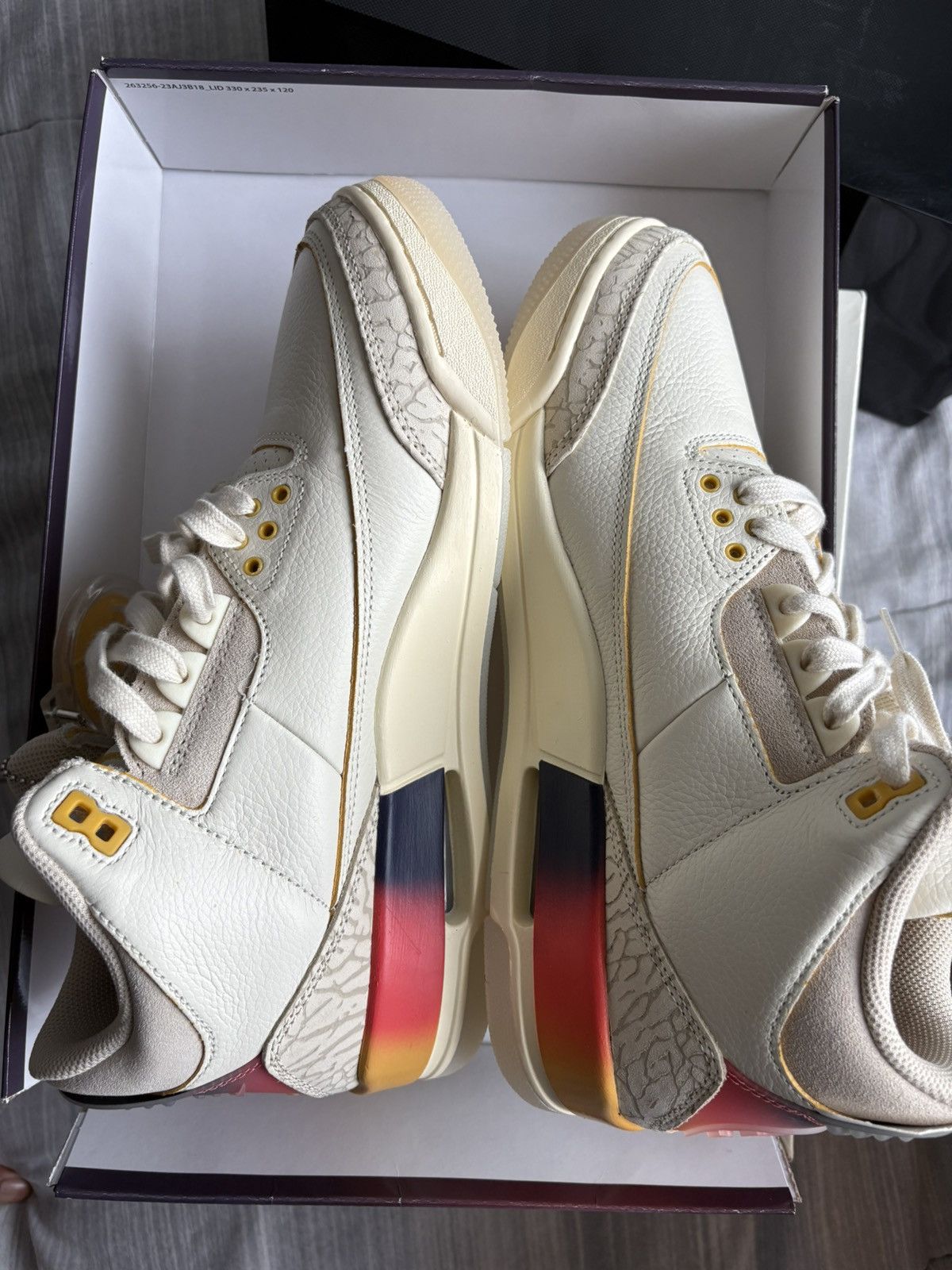 J Balvin × Jordan Brand Jordan 3 x J Balvin “Medellin Sunset” Size US 9.5 / EU 42-43 - 2 Thumbnail