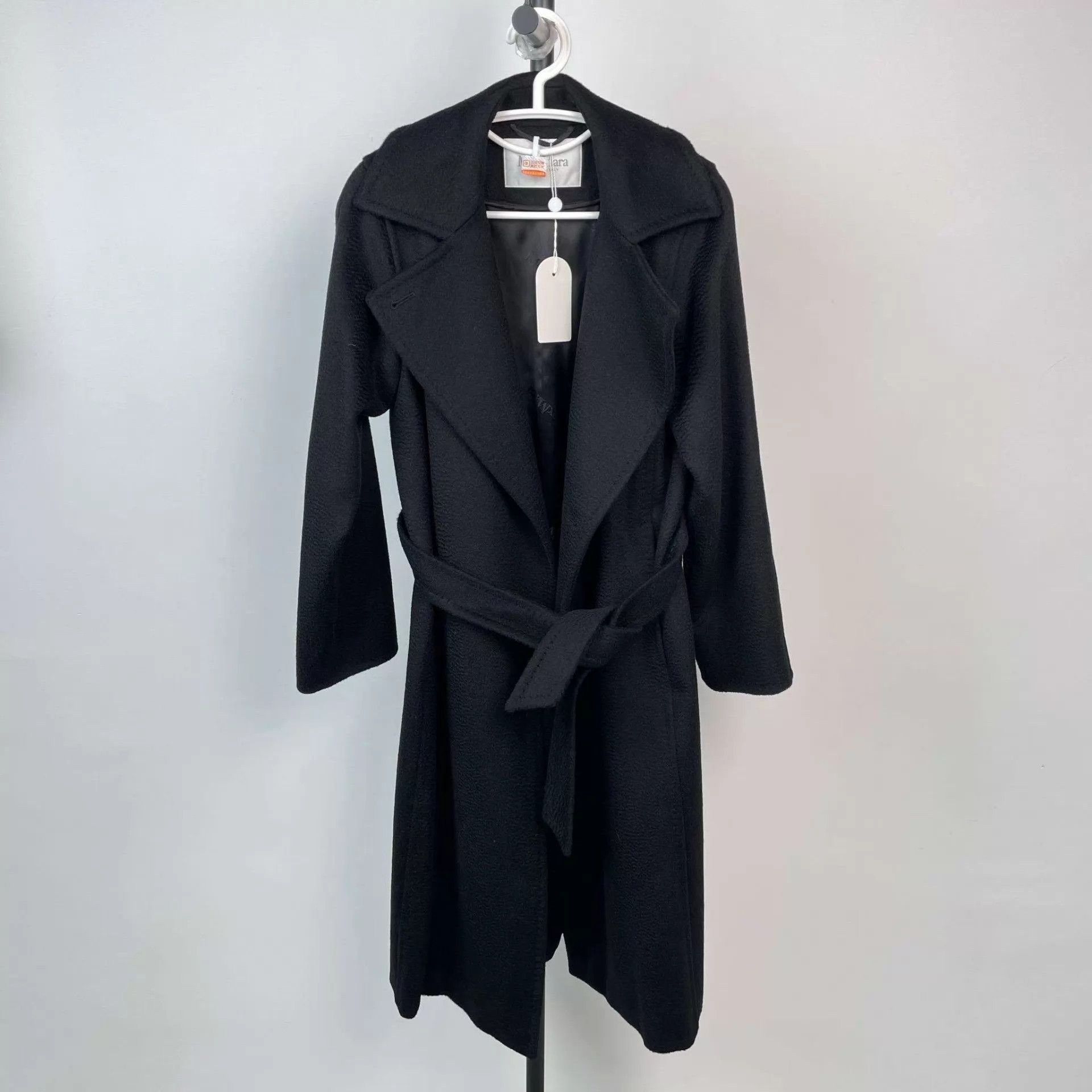 Max Mara MaxMara camel hair overcoat black size 150 Size XS / US 0-2 / IT 36-38 - 1 Thumbnail