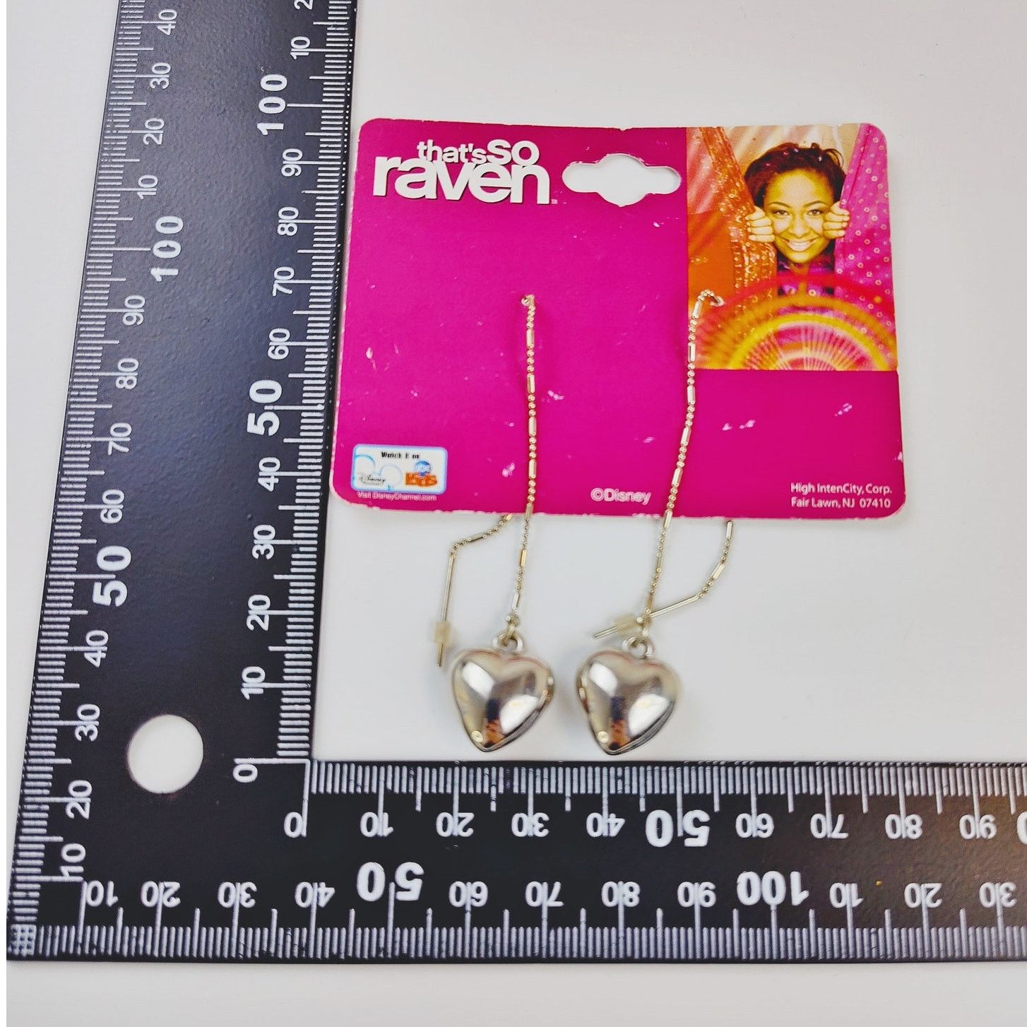 Disney That's So Raven SilverToned Heart Drop Earrings NWT RARE H2F Size ONE SIZE - 10 Thumbnail