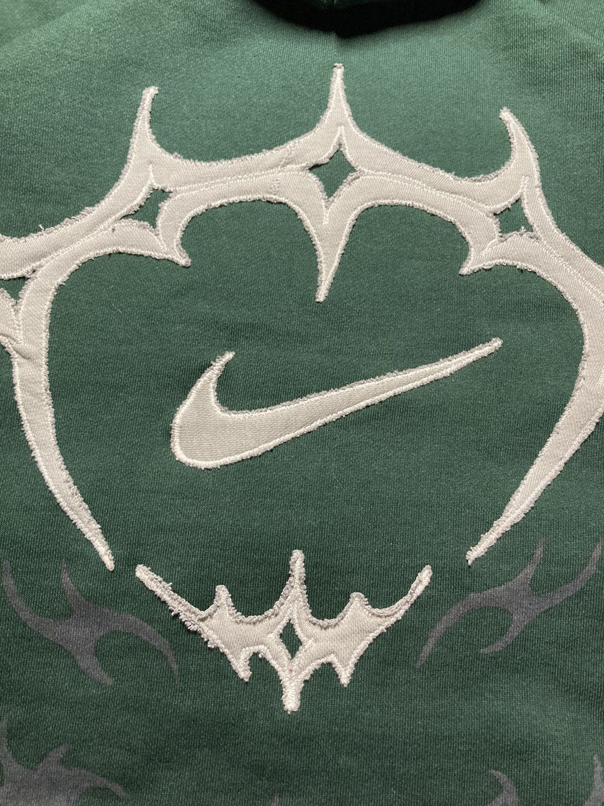 Nike × Vintage ⛩️nike hoodie custom fleece vintage y2k center big logo Size US M / EU 48-50 / 2 - 5 Thumbnail