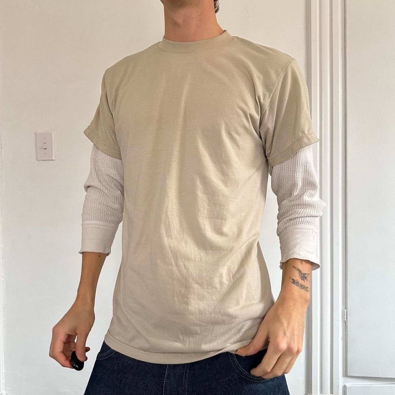 Vintage Perfect Vintage 90s Military Blank Tan Cream Basic Tee Shirt Size US M / EU 48-50 / 2 - 4 Thumbnail