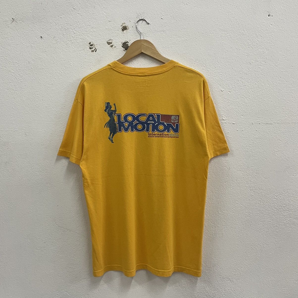 Vintage 🔥Vintage 90s Local Motion International Aloha Surfing Tee Size US M / EU 48-50 / 2 - 1 Thumbnail