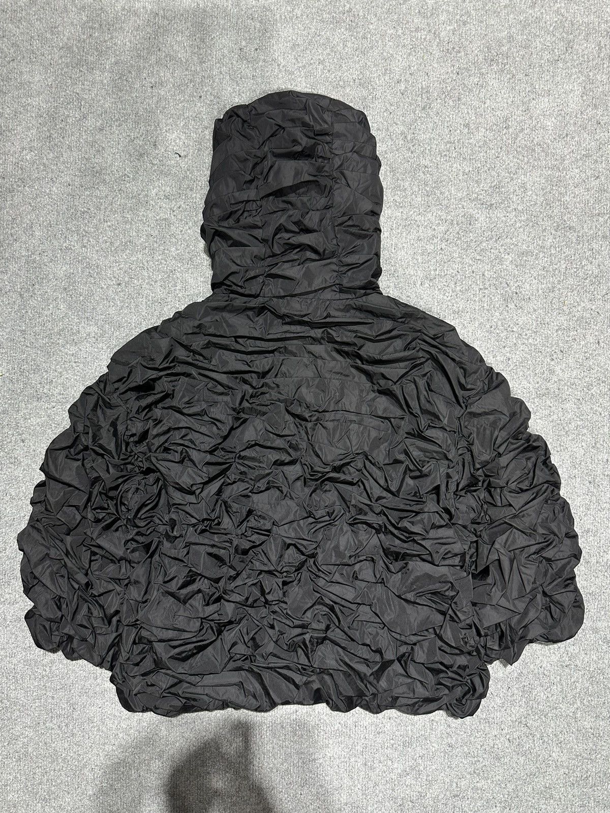 Prada Prada 2007 Ruffled Runched Pleated Nylon Hoodie Size XS / US 0-2 / IT 36-38 - 2 Thumbnail