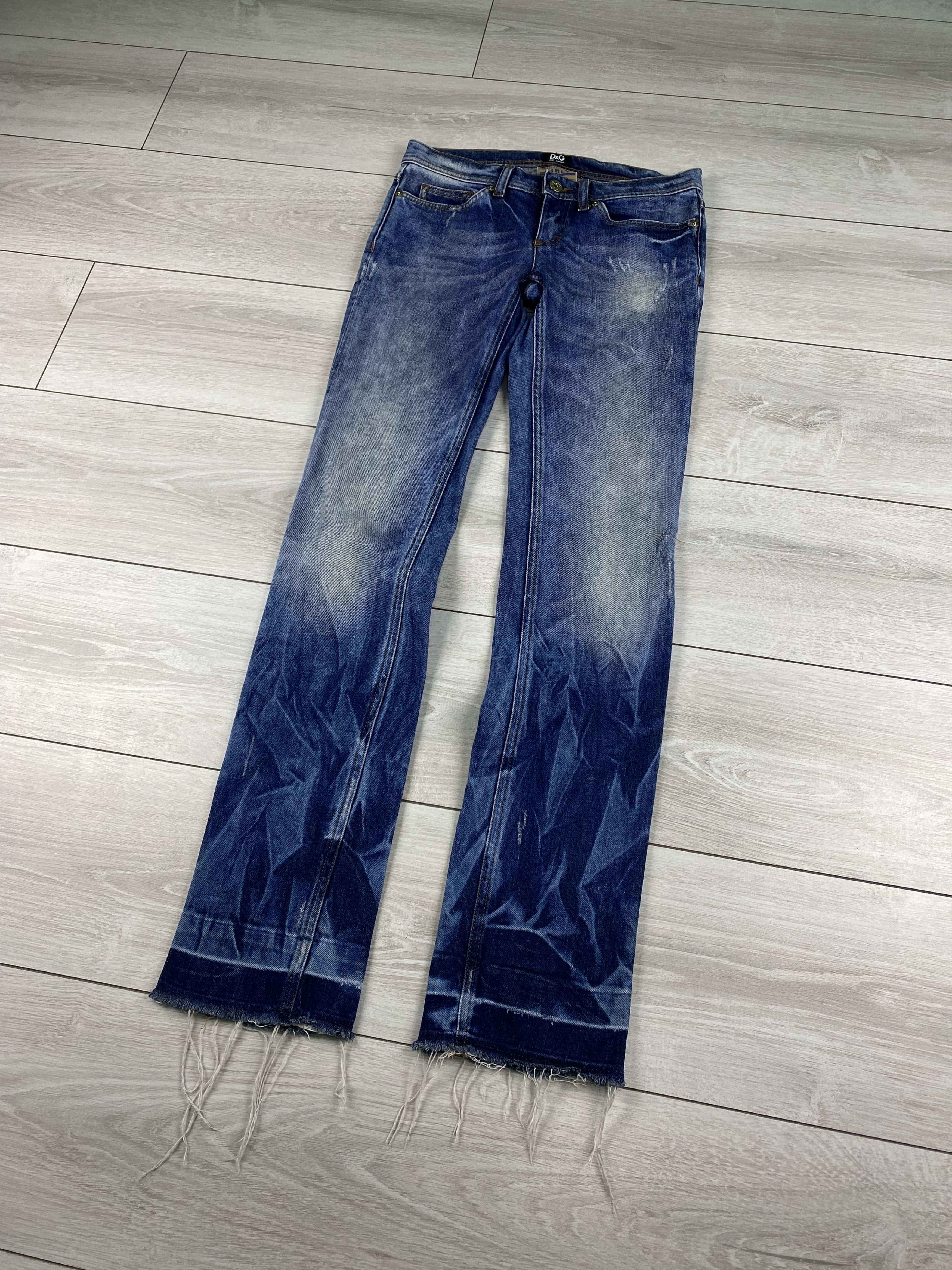 Dolce & Gabbana Rare vintage Dolce & Gabbana women distressed washed jeans Size 24" / US 00 / IT 34 - 2 Thumbnail