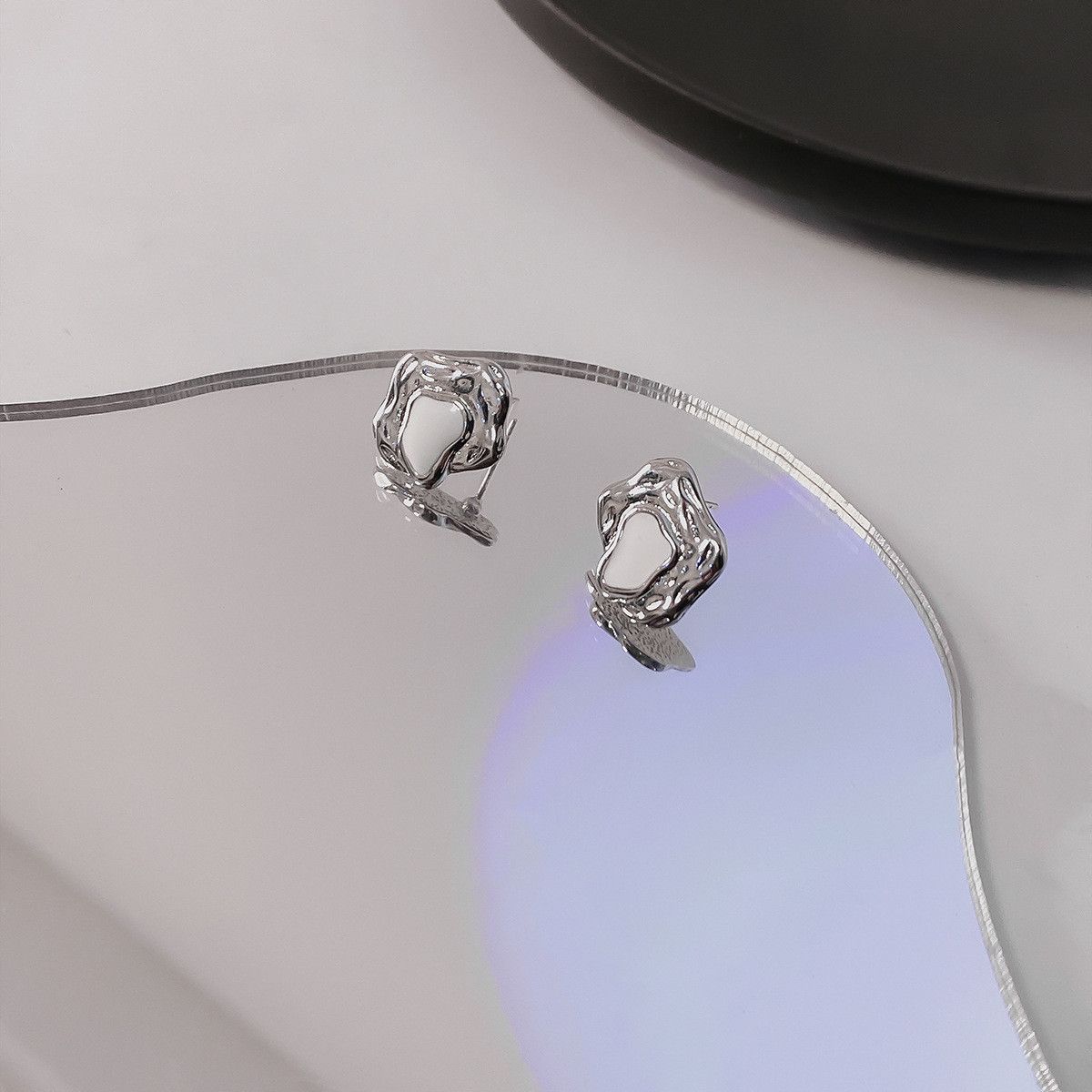 Jewelry Vibe Earrings One Pairs Chrome Jewelry Size ONE SIZE - 1 Thumbnail