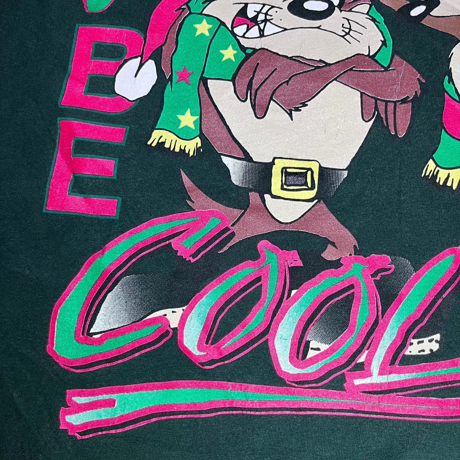 Other 🎄 Vintage Looney Tunes Christmas Tee – Size M Size US M / EU 48-50 / 2 - 7 Thumbnail