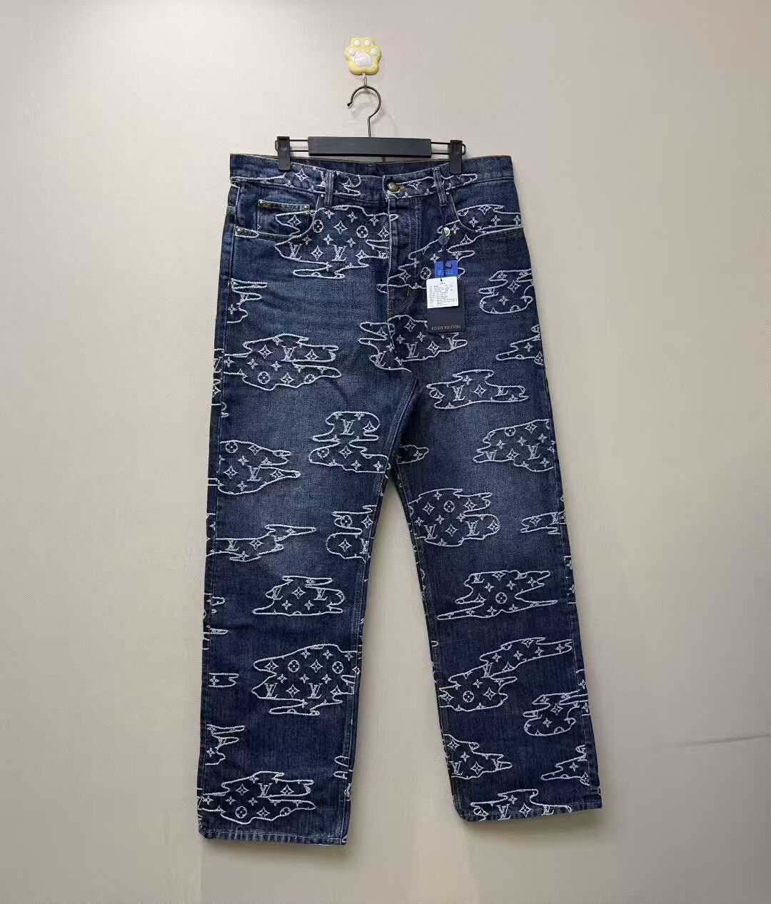 Louis Vuitton Louis Vuitton Cloud Logo Jeans Size US 34 / EU 50 - 1 Thumbnail