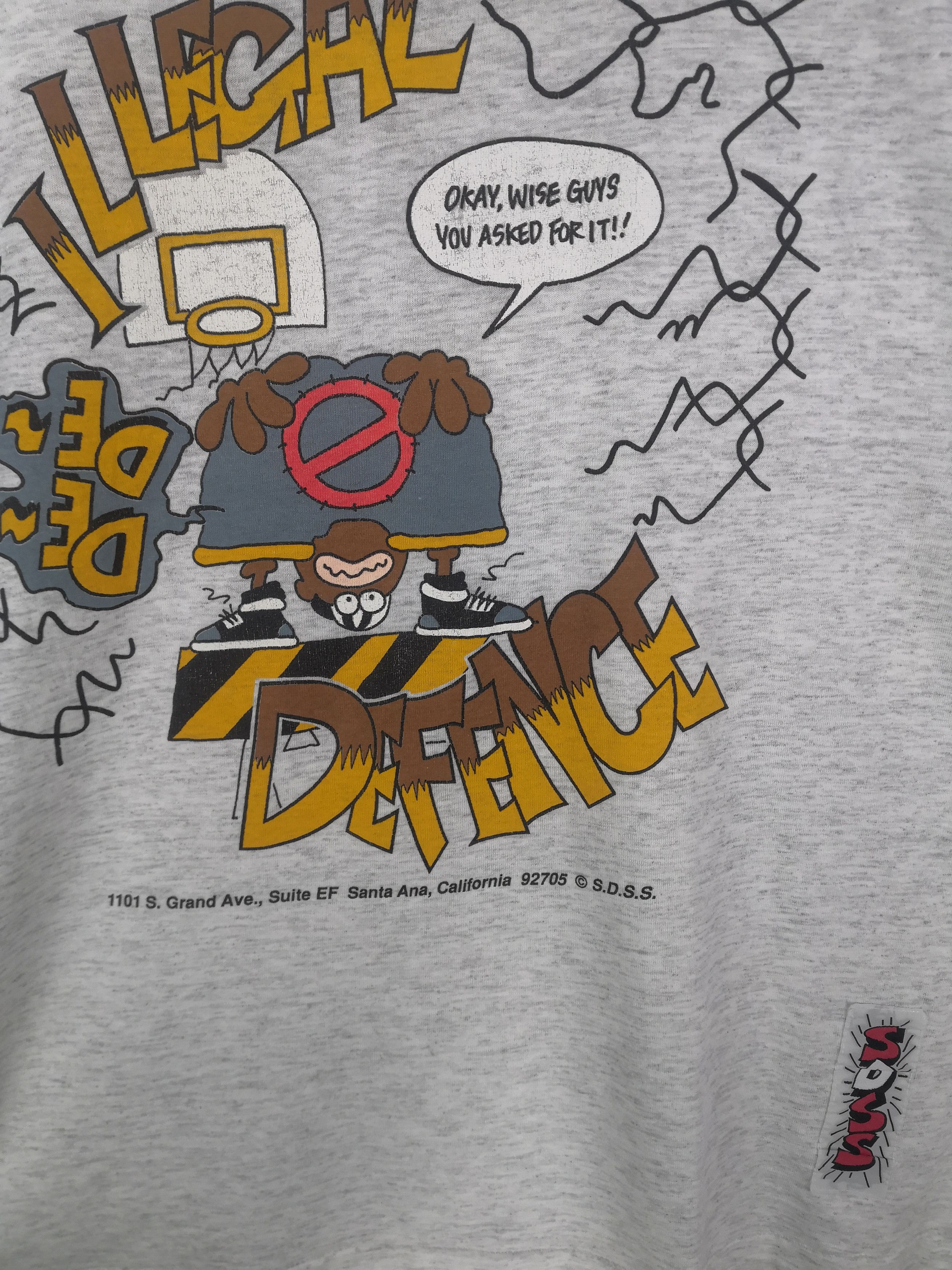 Vintage Vintage 90s Illegal Defence Shirt Funny Tee Distressed Size US L / EU 52-54 / 3 - 7 Thumbnail