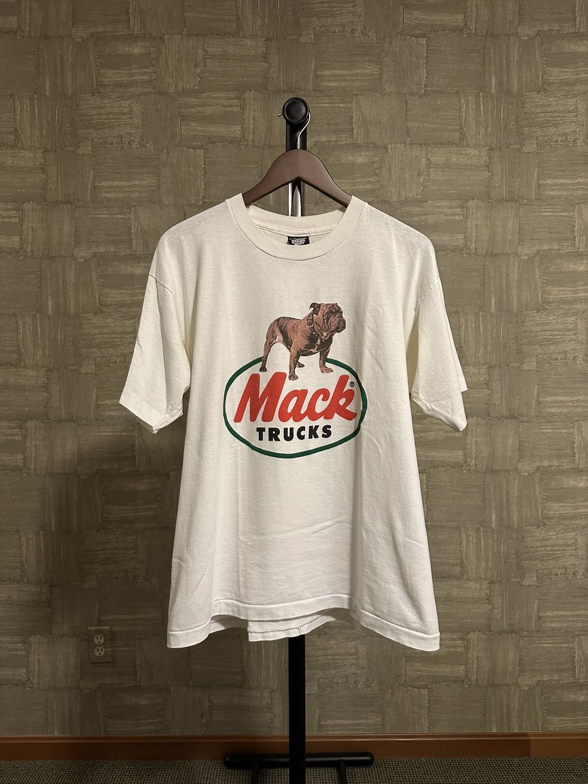 Vintage Vintage Mack Trucks T-Shirt Tee Size US XL / EU 56 / 4 - 1 Thumbnail