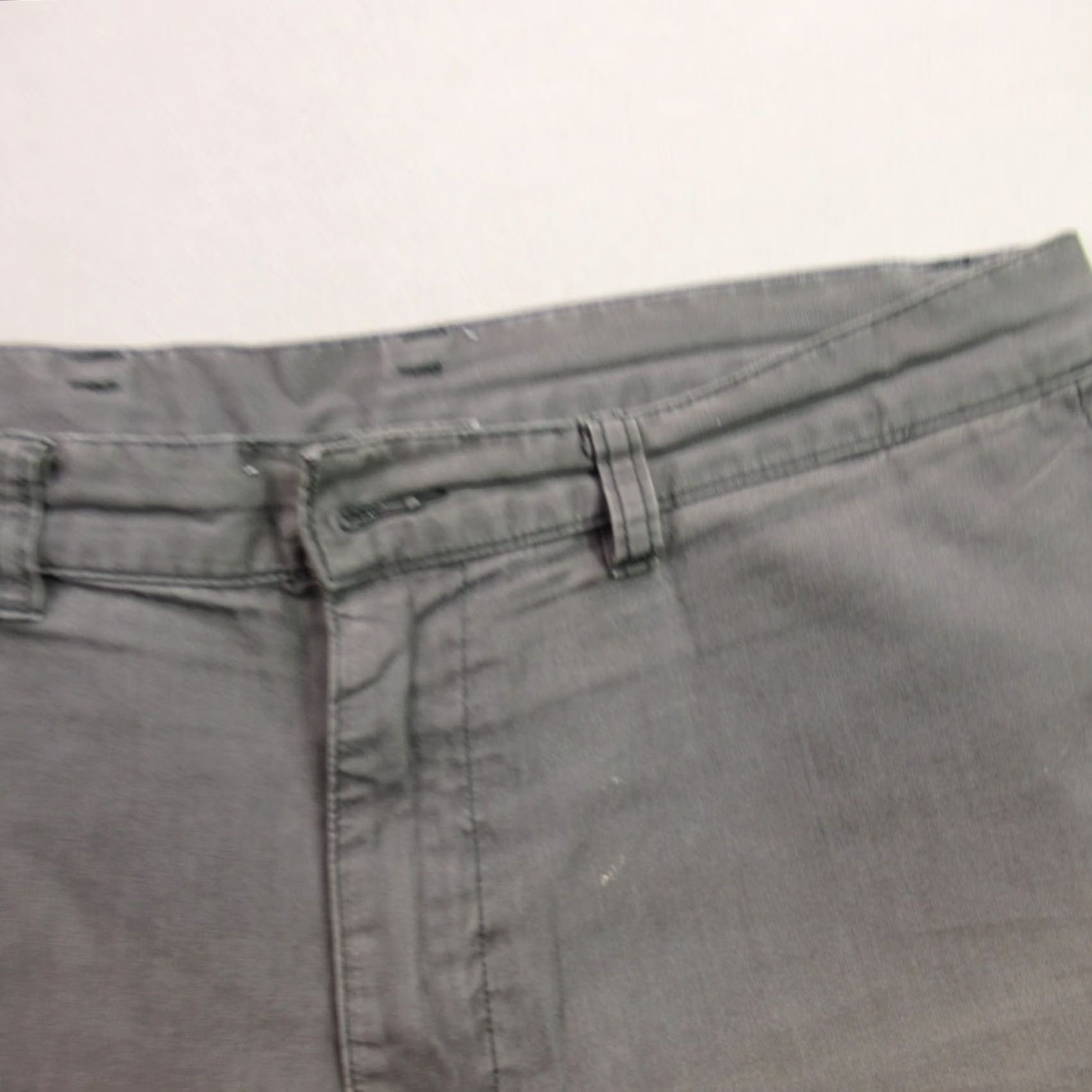 Patagonia Patagonia Shorts Chino Mens 34 Gray Golf Lightweight Outdoors Button Pockets Size US 34 / EU 50 - 2 Thumbnail