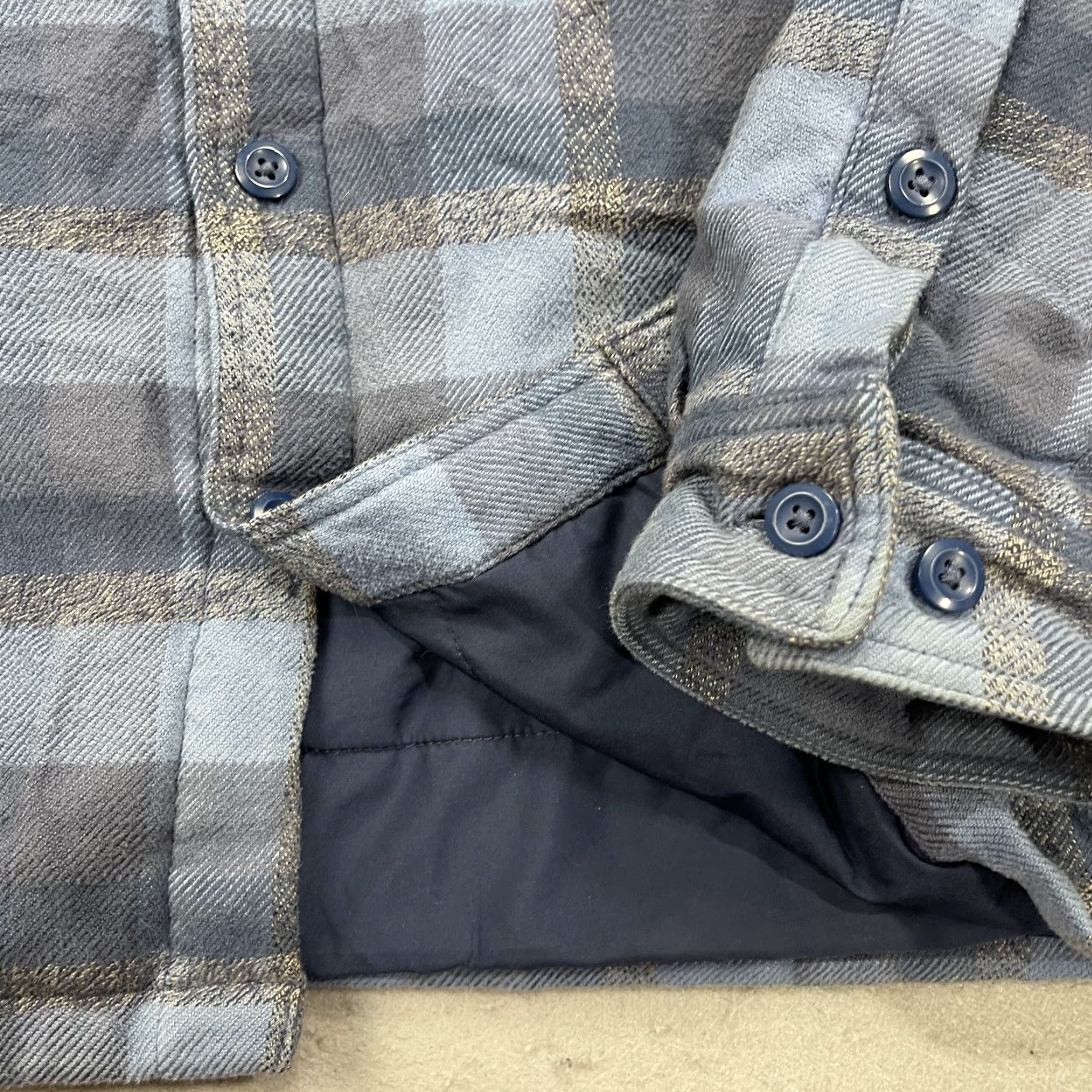 Patagonia Patagonia Jacket Mens Small Blue Plaid Insulated Fjord Flannel Lined Button Hike Size US S / EU 44-46 / 1 - 3 Thumbnail