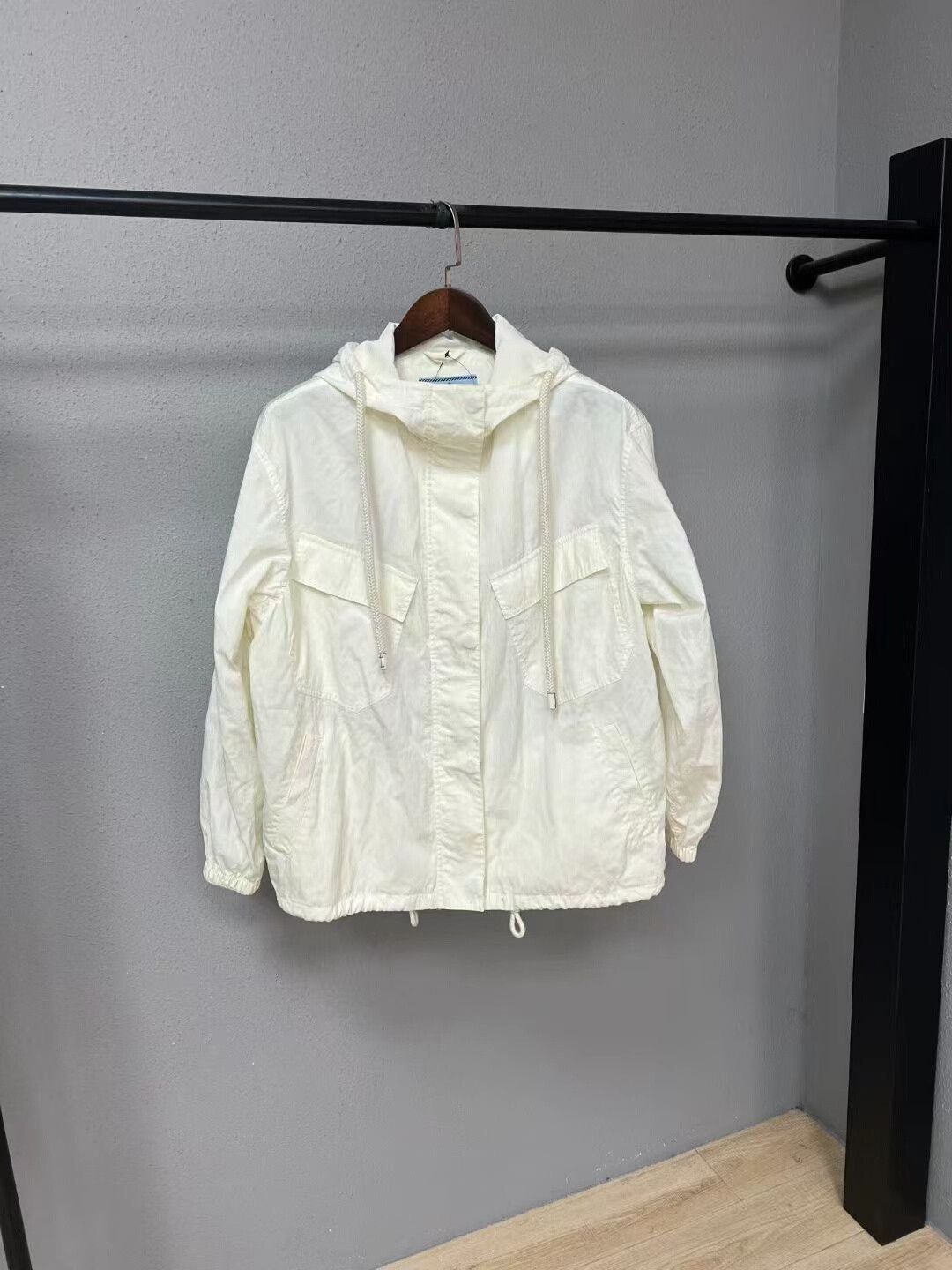 Prada Prada New Hooded Parka Size XS / US 0-2 / IT 36-38 - 1 Thumbnail
